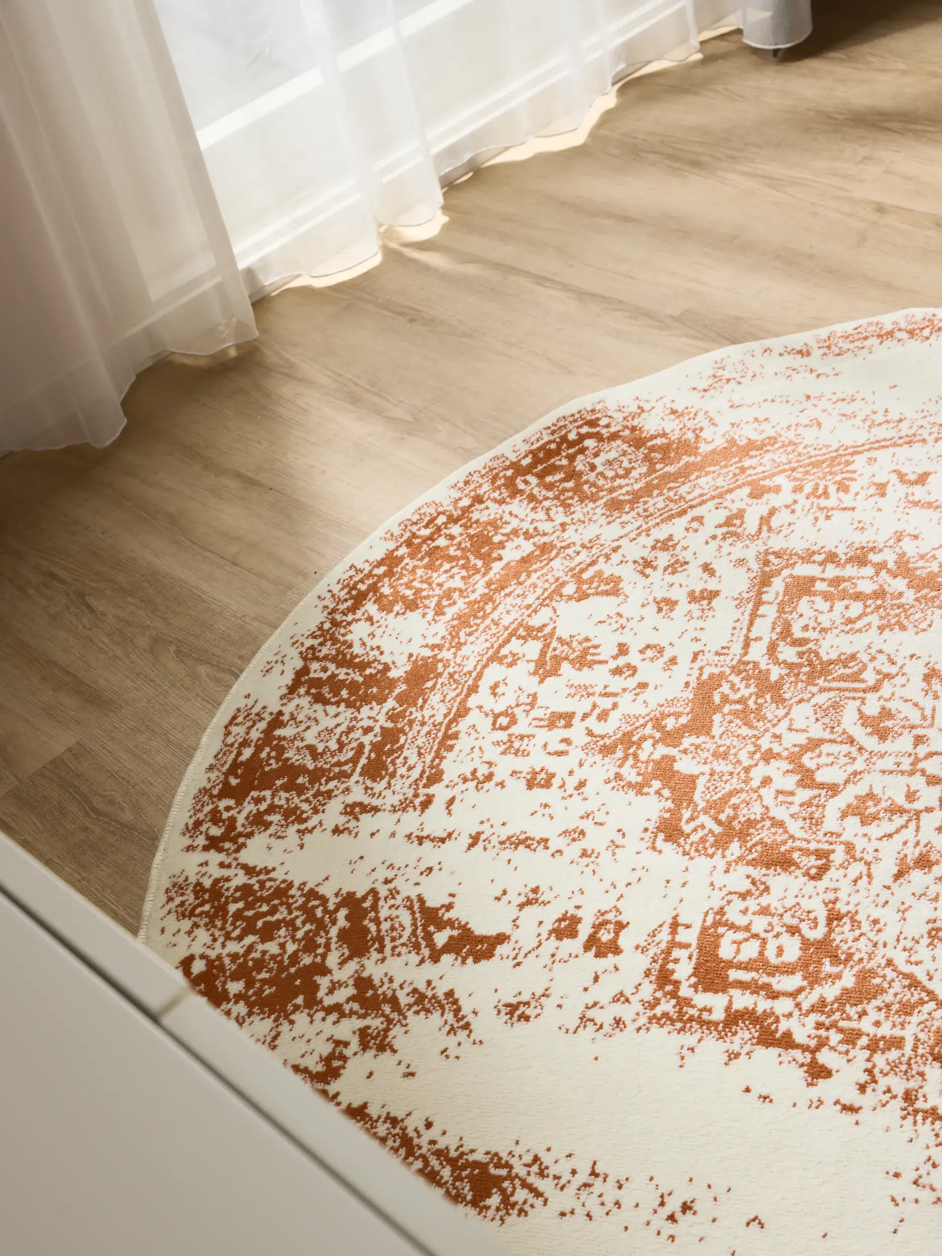 Teppich aus 100% Polypropyleen in Beige mit 100% Polypropyleen hohem Flor von benuta Basic