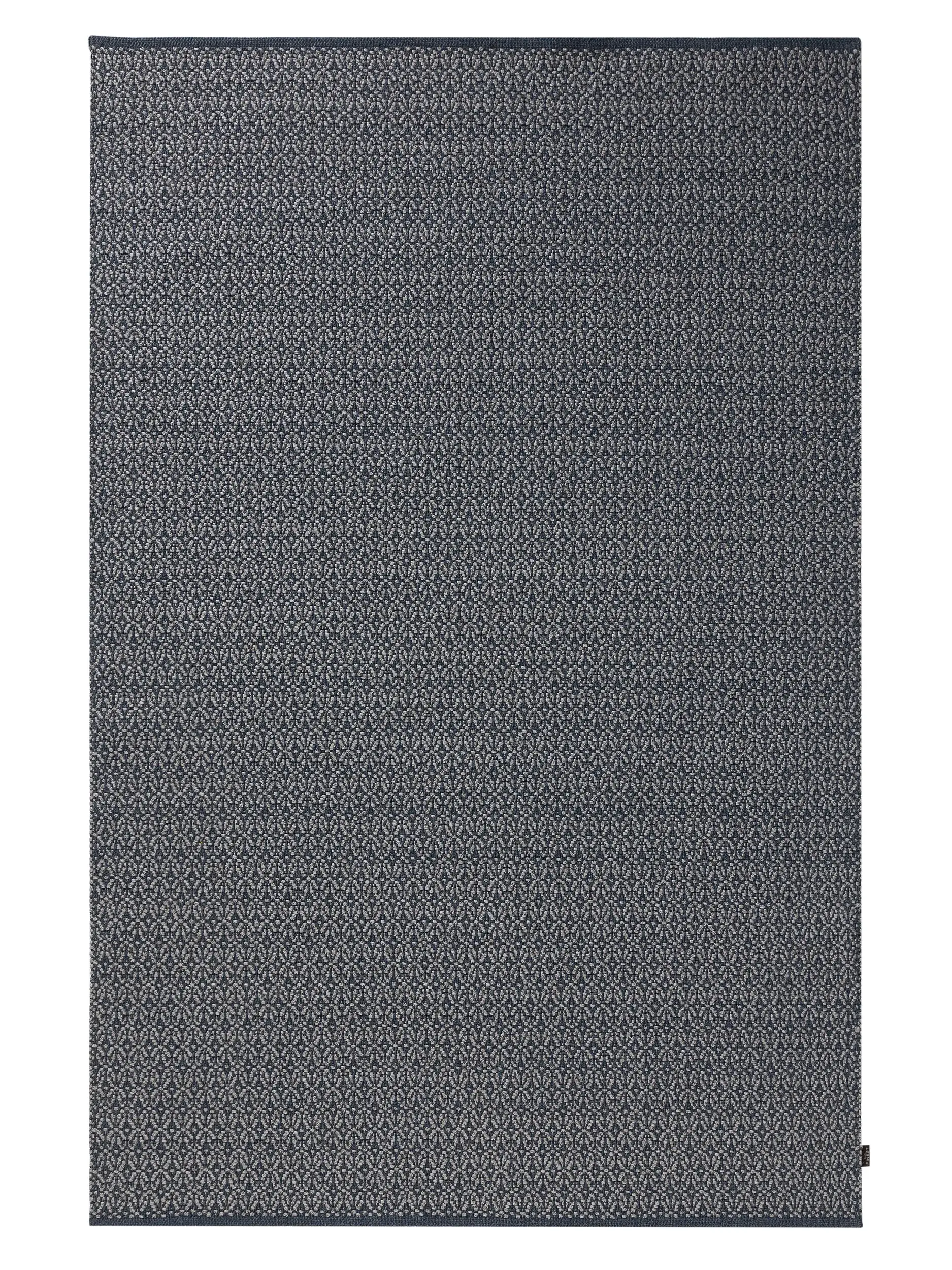 Rug made of 100% Polypropylen in Blue with a 100% Polypropylen high pile by benuta Finest
