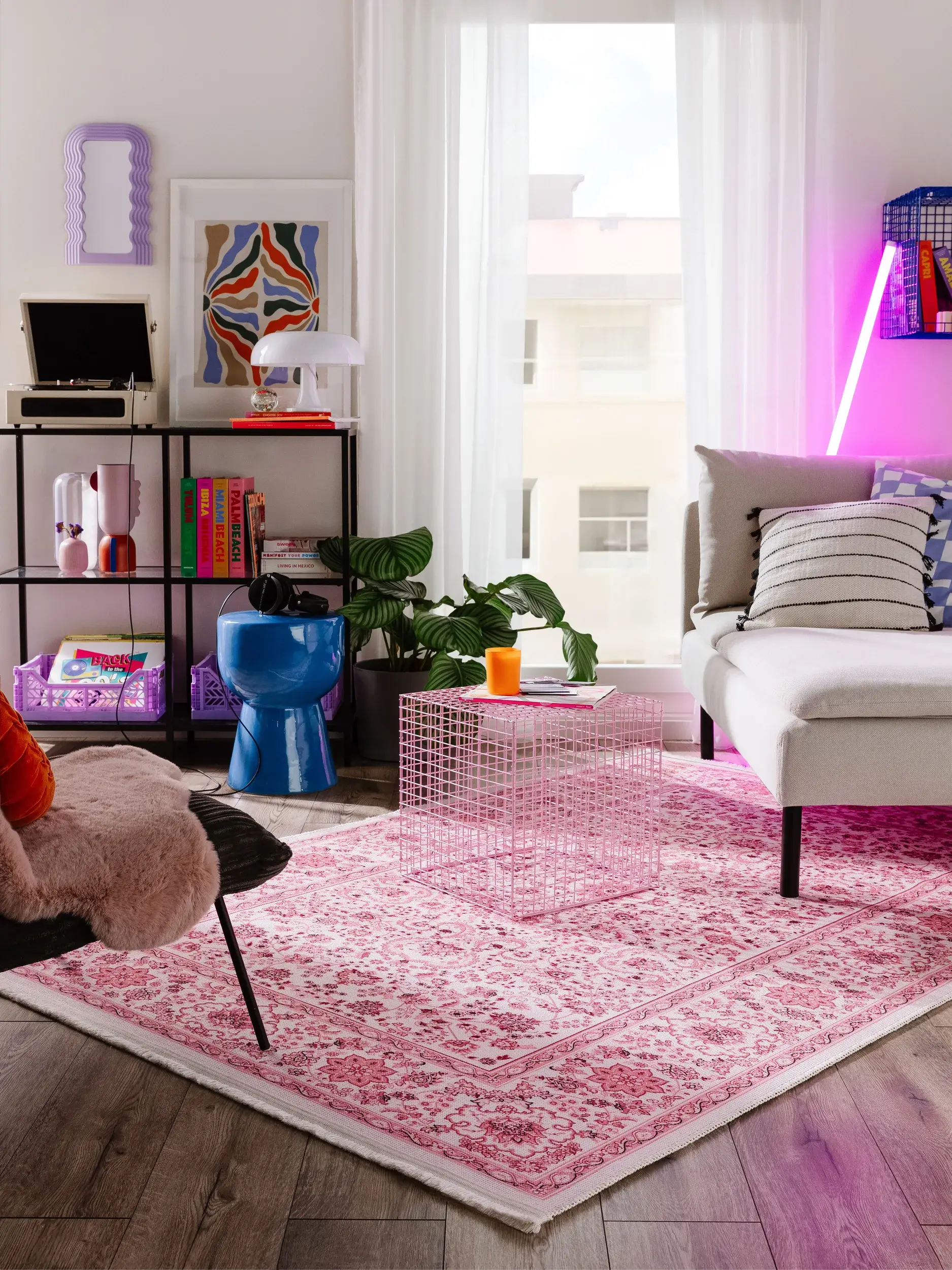 Matta av 70% Polyester, 30% Bomull i Rosa med 70% Polyester, 30% Bomull hög lugg från benuta POP