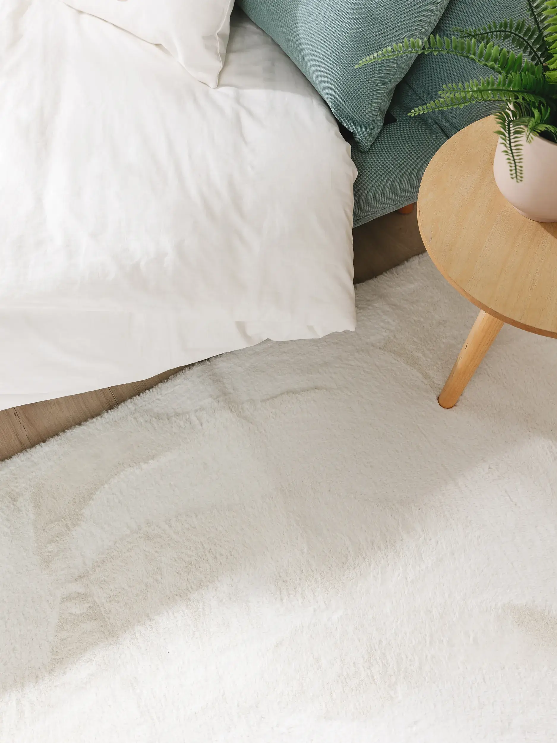 Rug made of 100% Polyester in Beige with a 100% Polyester high pile by benuta Basic