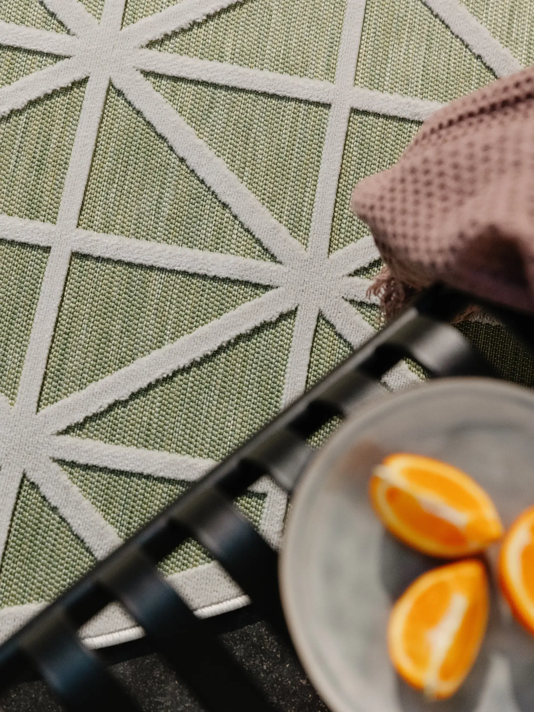 Rug made of 100% Polypropylen in Green with a 100% Polypropylen high pile by benuta Pop