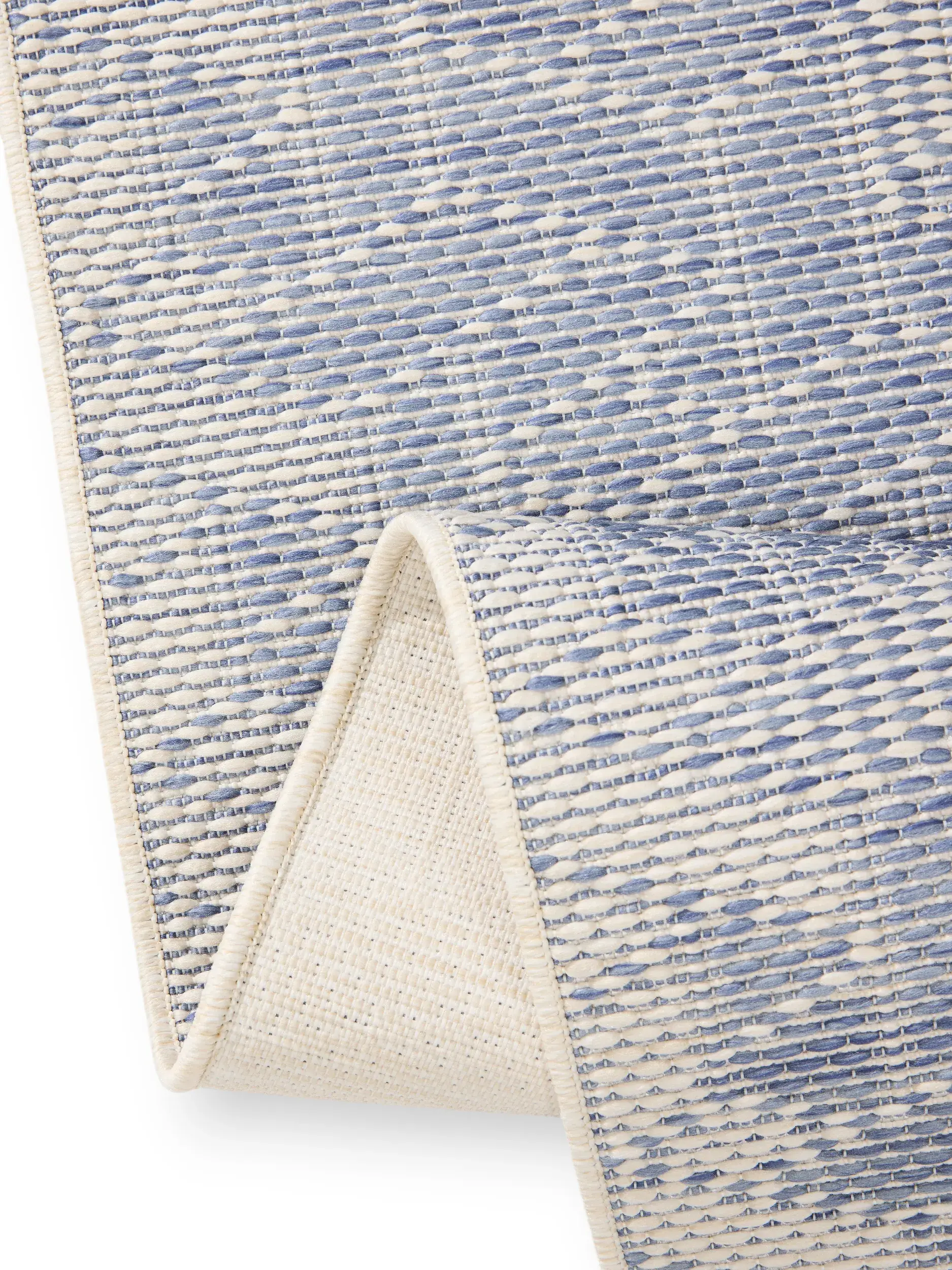 Rug made of 100% Polypropylen in Blue with a 100% Polypropylen high pile by benuta Nest