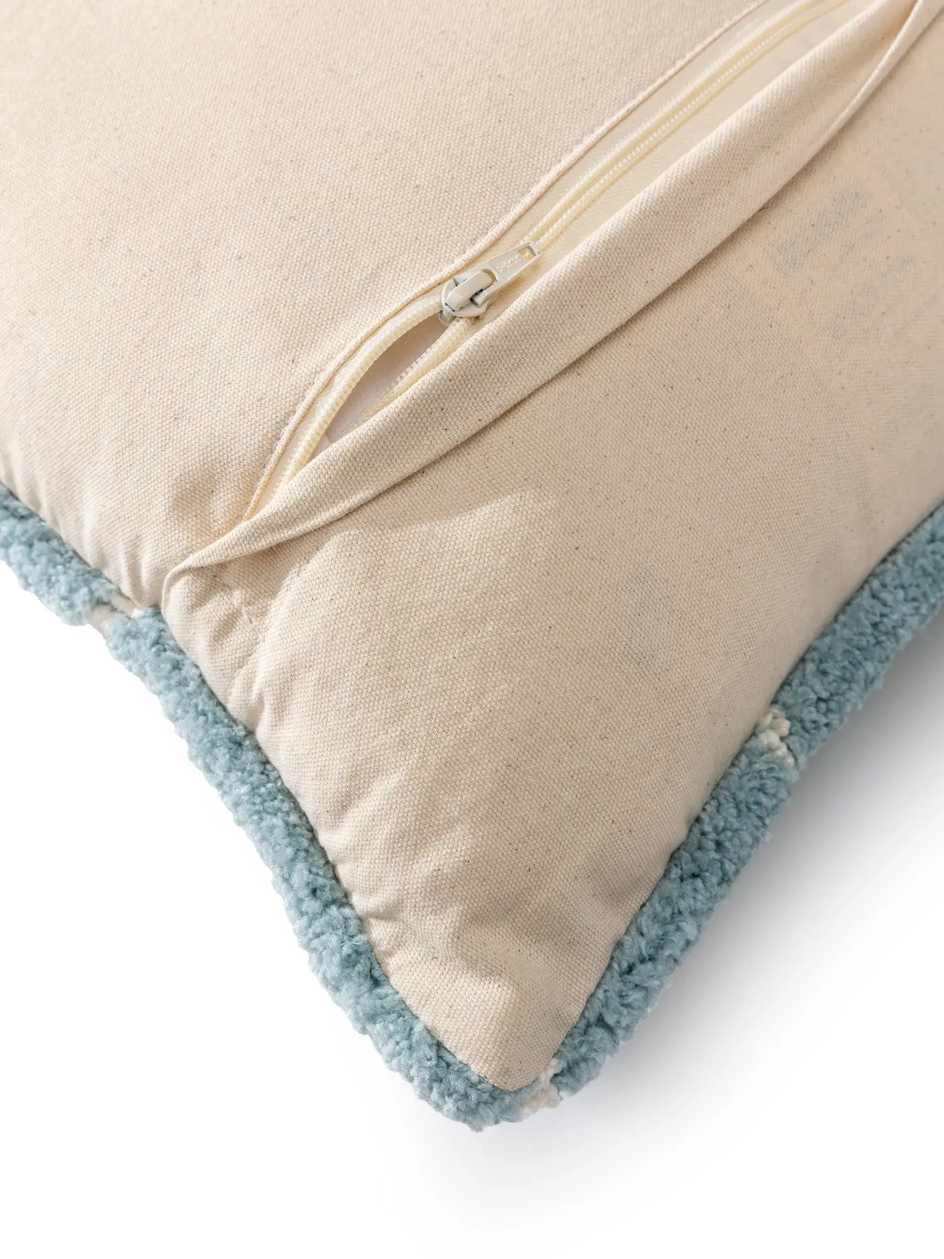 Housse de coussin Ally Menthe en motif Abstrait en 100% Polyester (Microfibres) de benuta POP