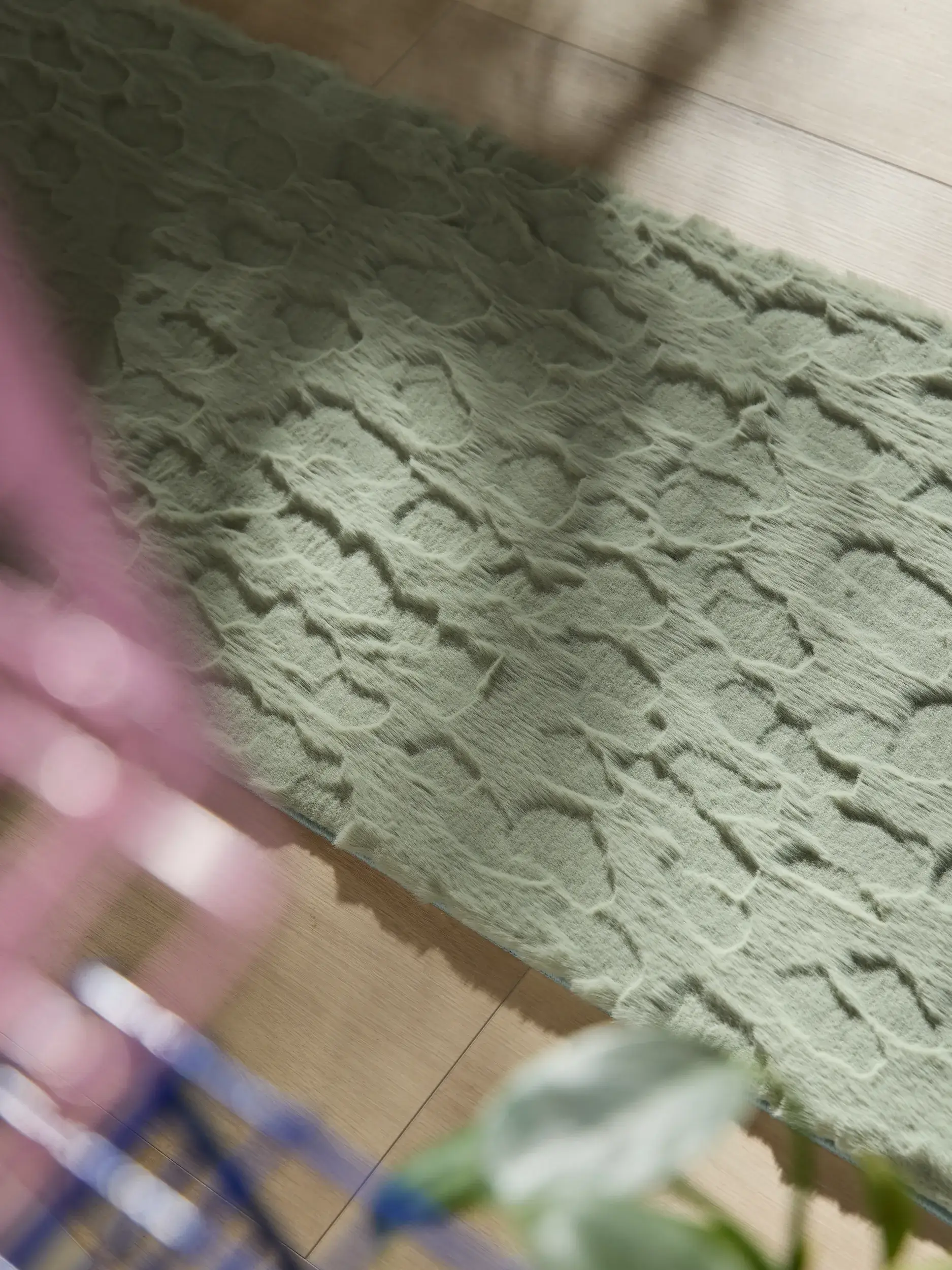 Rug made of 100% Polyester in Grün with a 100% Polyester high pile by benuta Pop