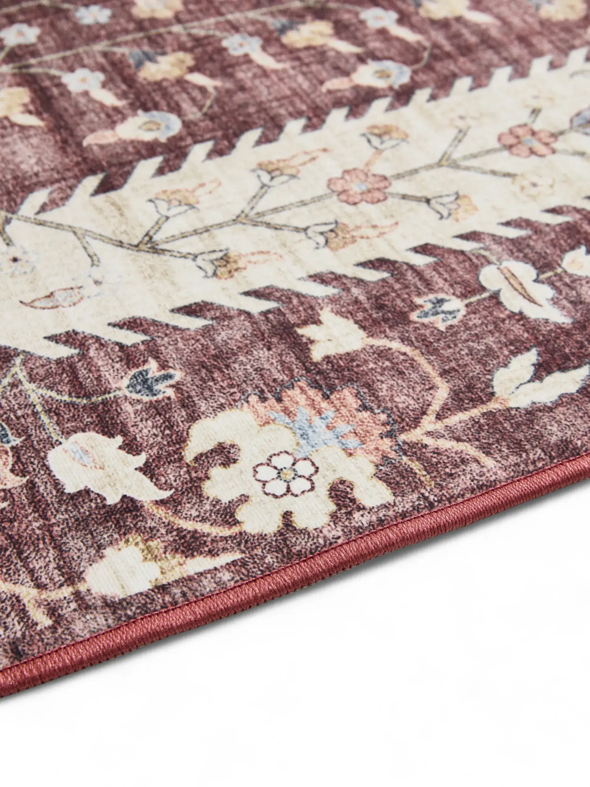 Rug made of 100% Polyester in Red with a 100% Polyester high pile by benuta Basic