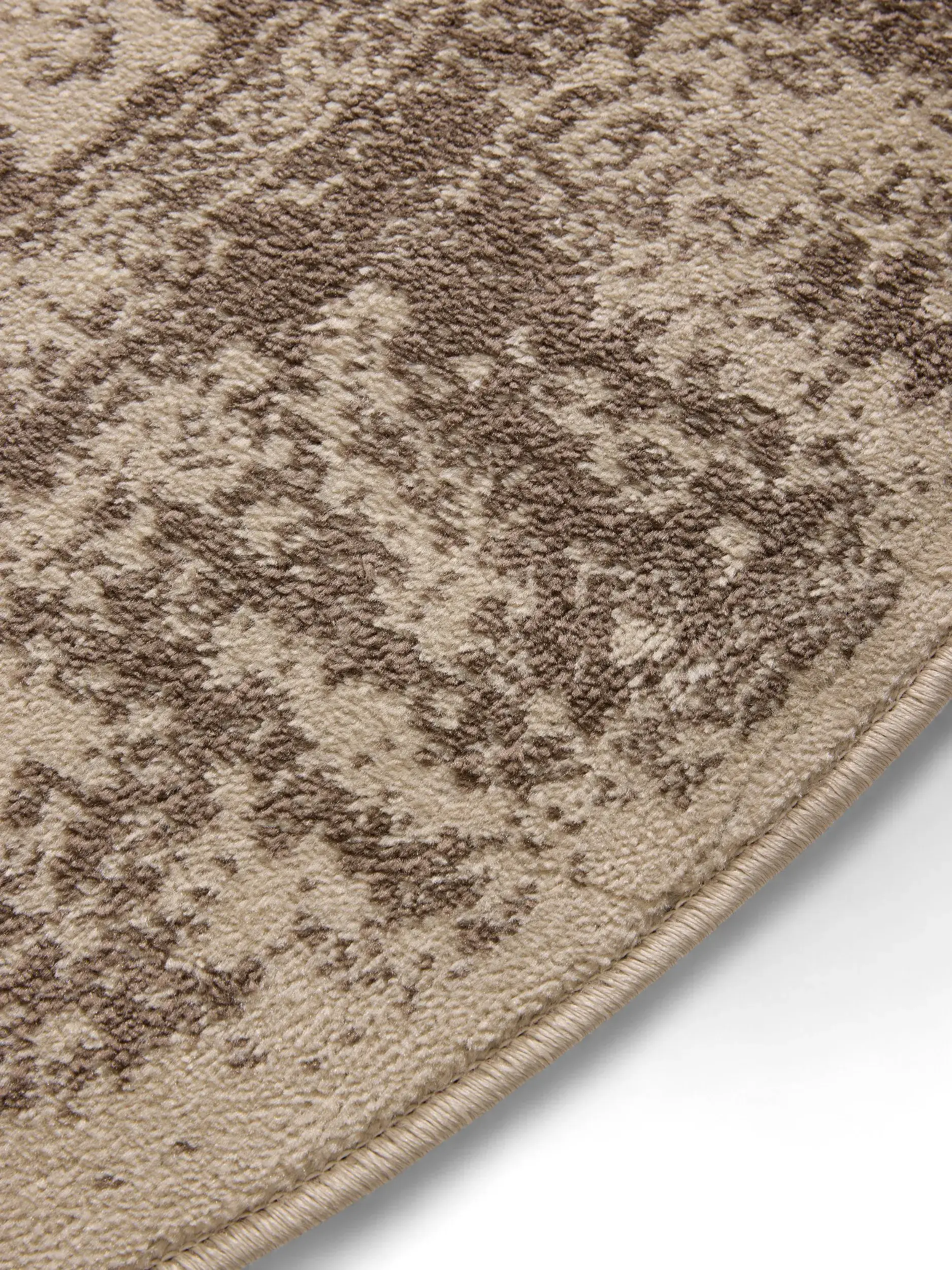 Teppich aus 100% Polypropyleen in Beige mit 100% Polypropyleen hohem Flor von benuta Basic