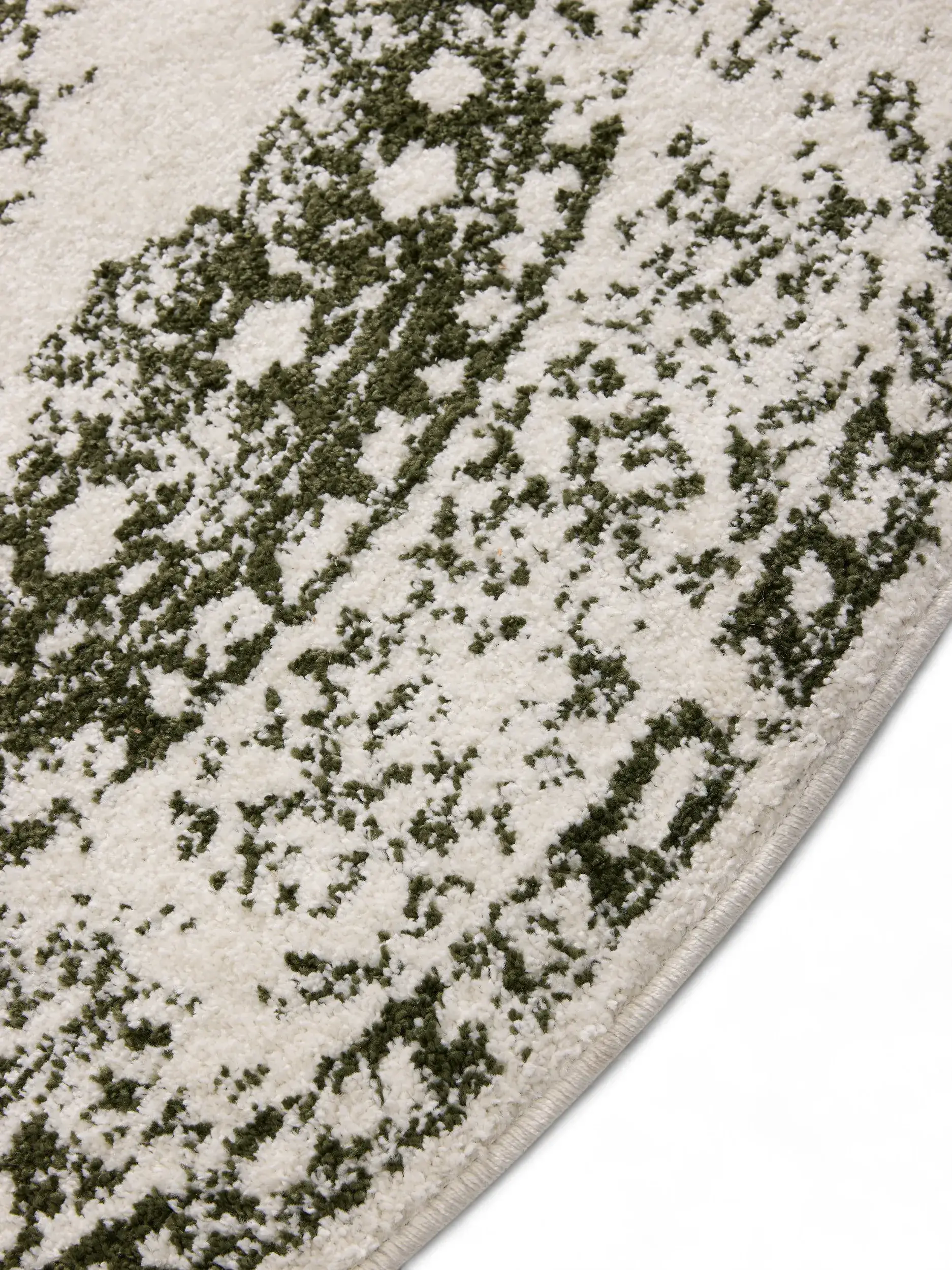 Rug made of 100% Polypropylen in Beige with a 100% Polypropylen high pile by benuta Basic
