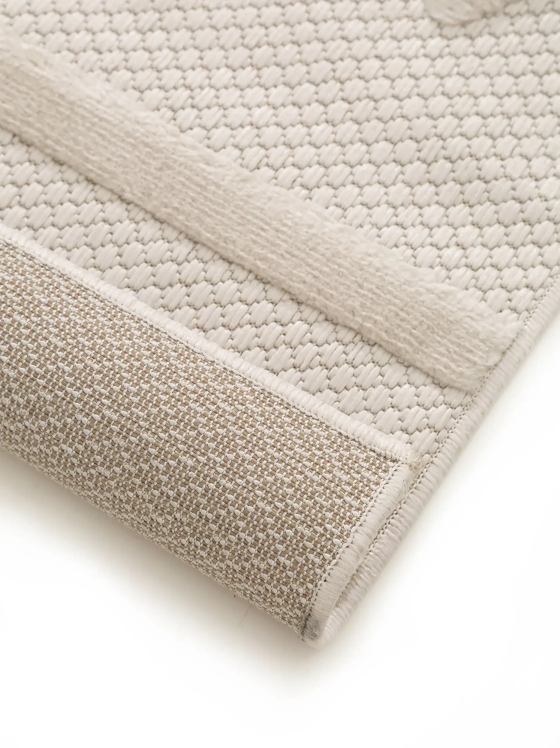 Rug made of 100% Polypropylen in Beige with a 100% Polypropylen high pile by benuta Nest