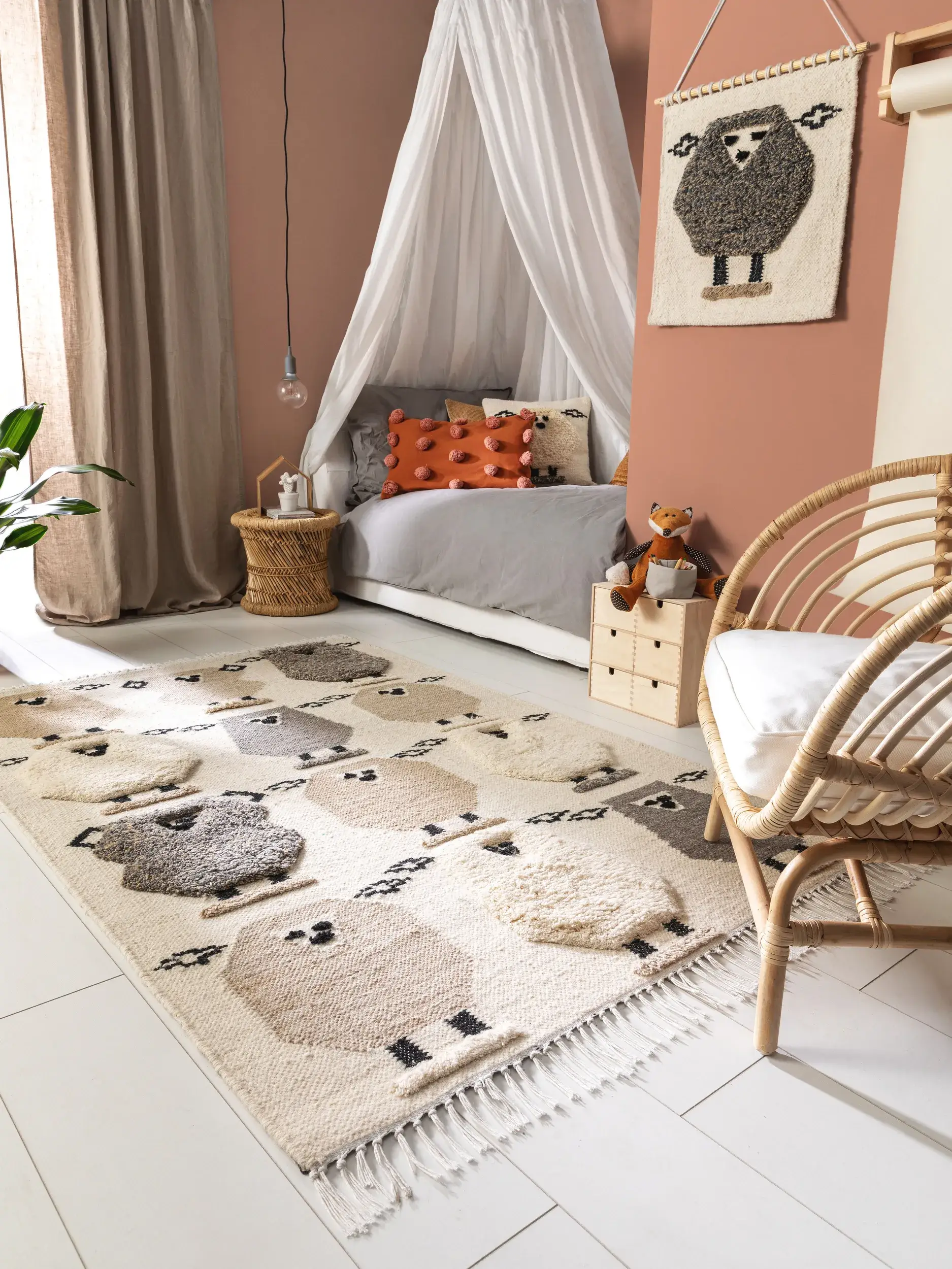 Teppich aus 80% Wolle, 20% Polyester in Beige mit 80% Wolle, 20% Polyester hohem Flor von Lytte
