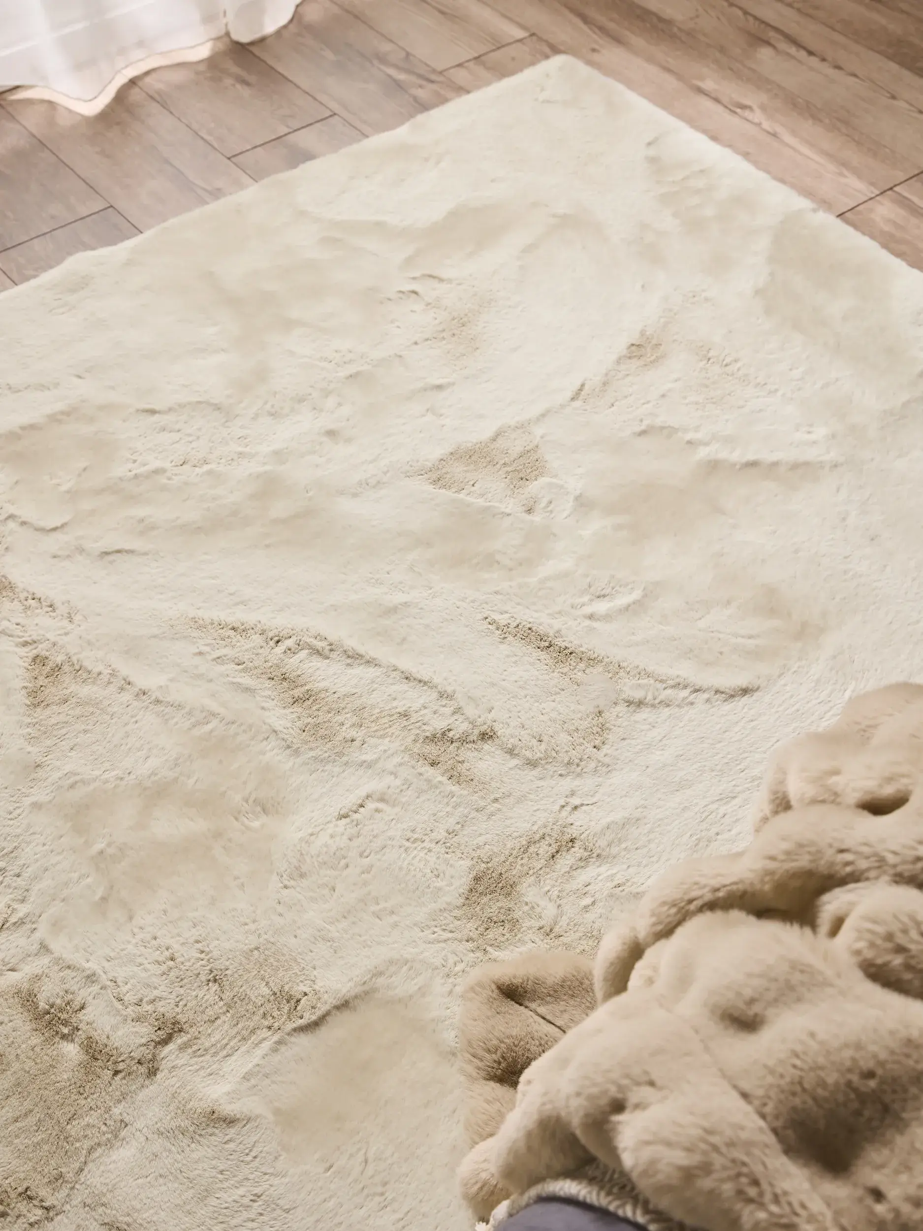 Teppich Dave aus 100% Polyester in Beige von benuta Nest