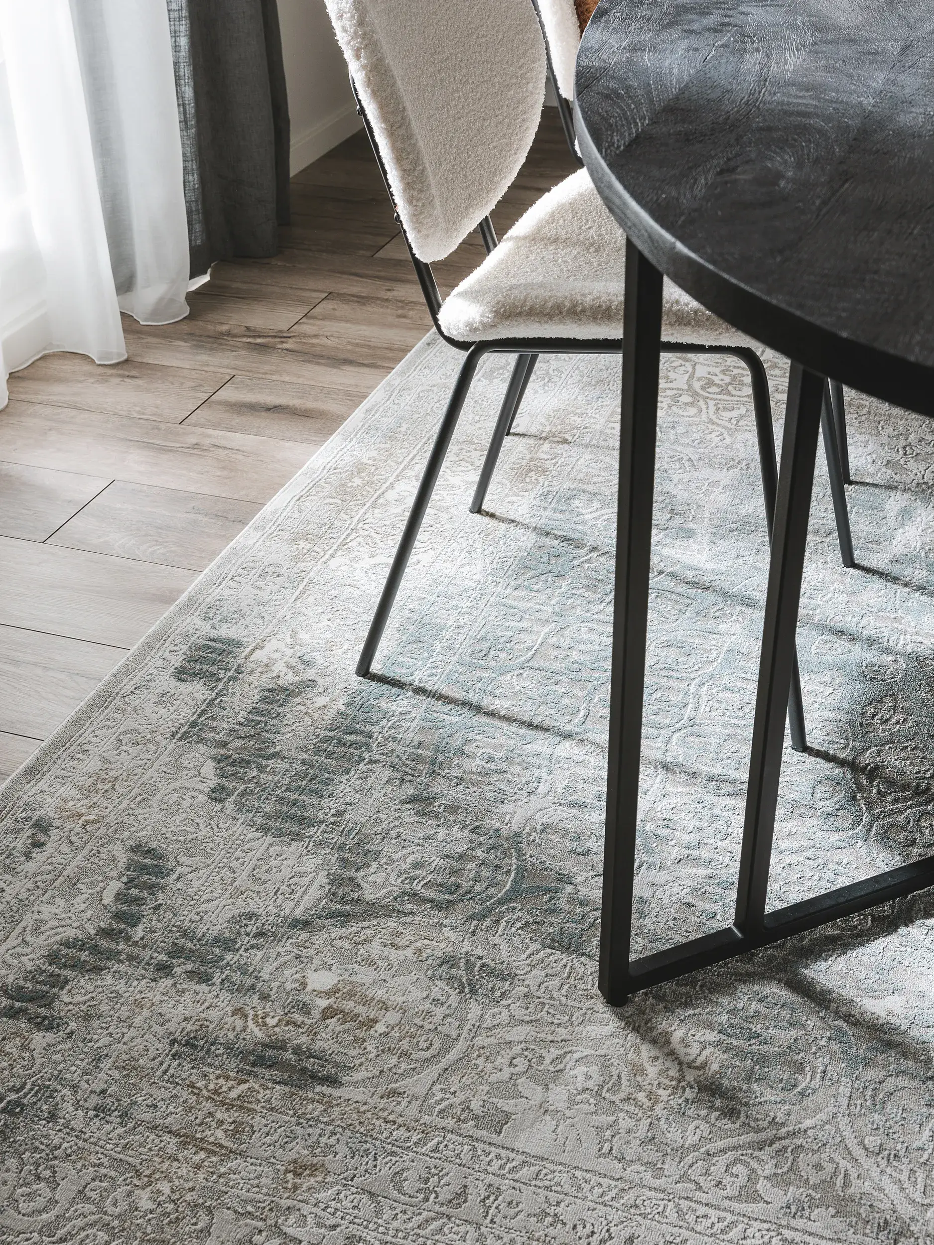 Teppich Henry aus 100% Polyester in Grau von benuta Nest