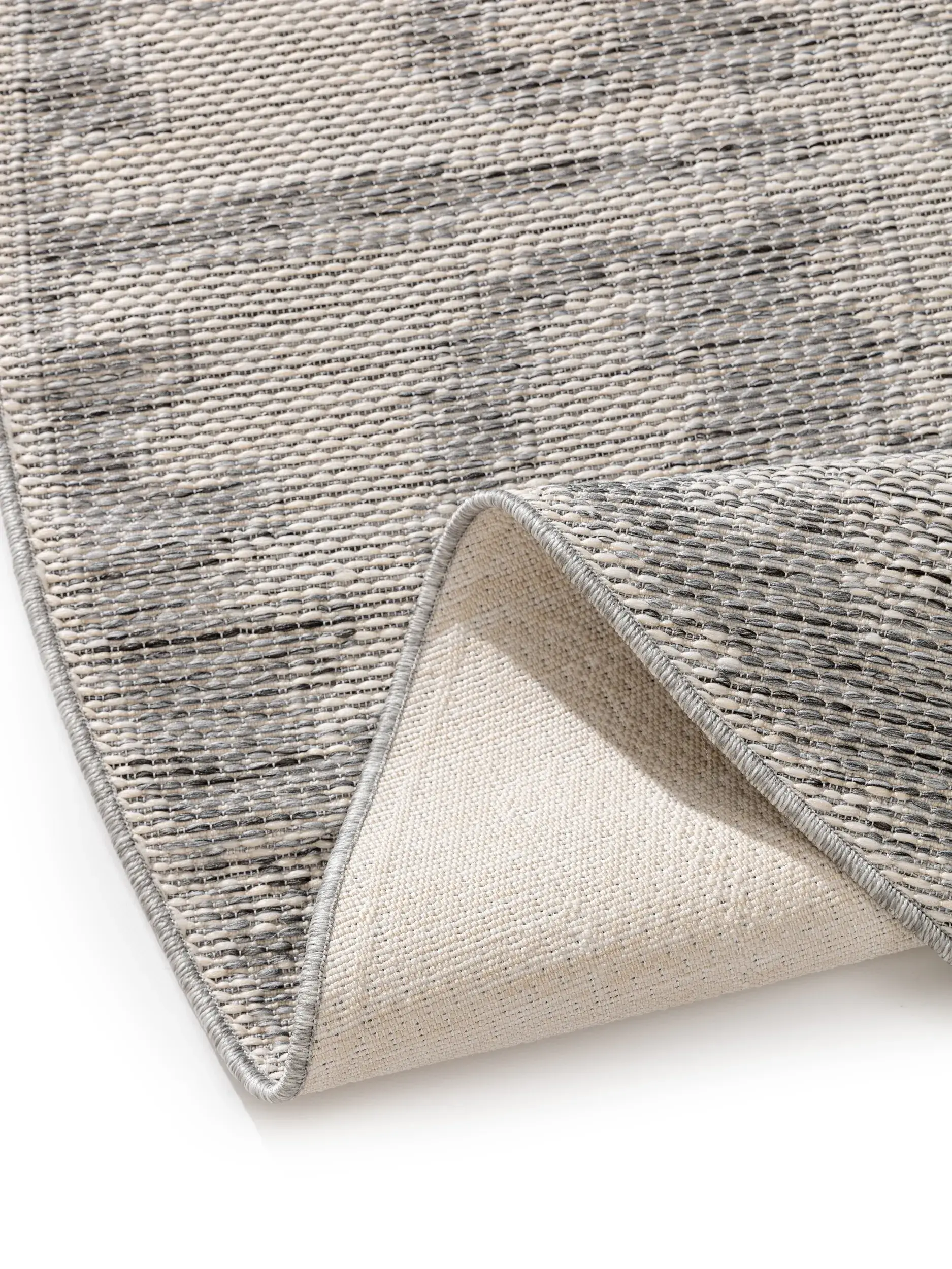 Rug made of 100% Polypropylen in Grey with a 100% Polypropylen high pile by benuta Nest