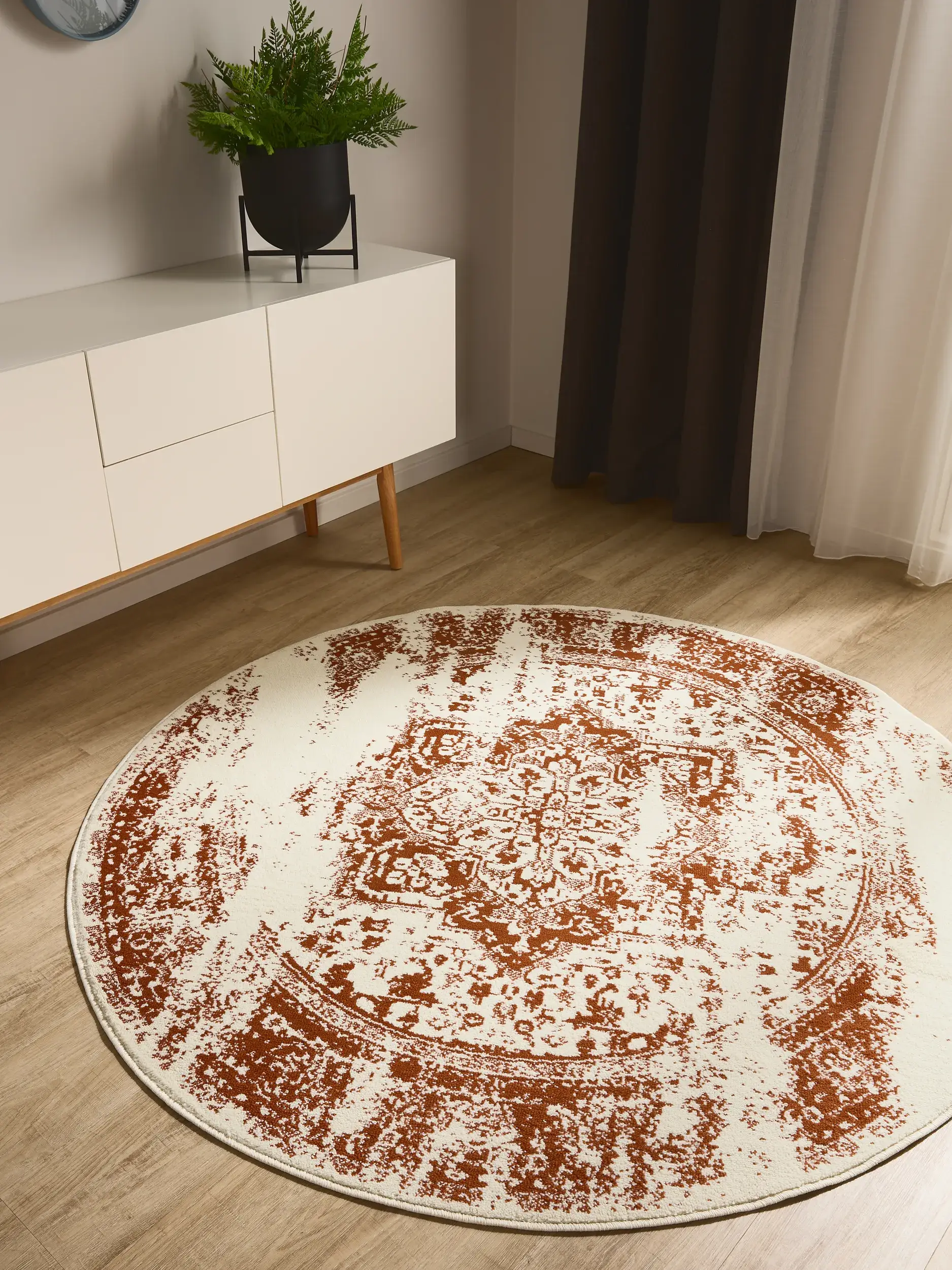 Teppich aus 100% Polypropyleen in Beige mit 100% Polypropyleen hohem Flor von benuta Basic