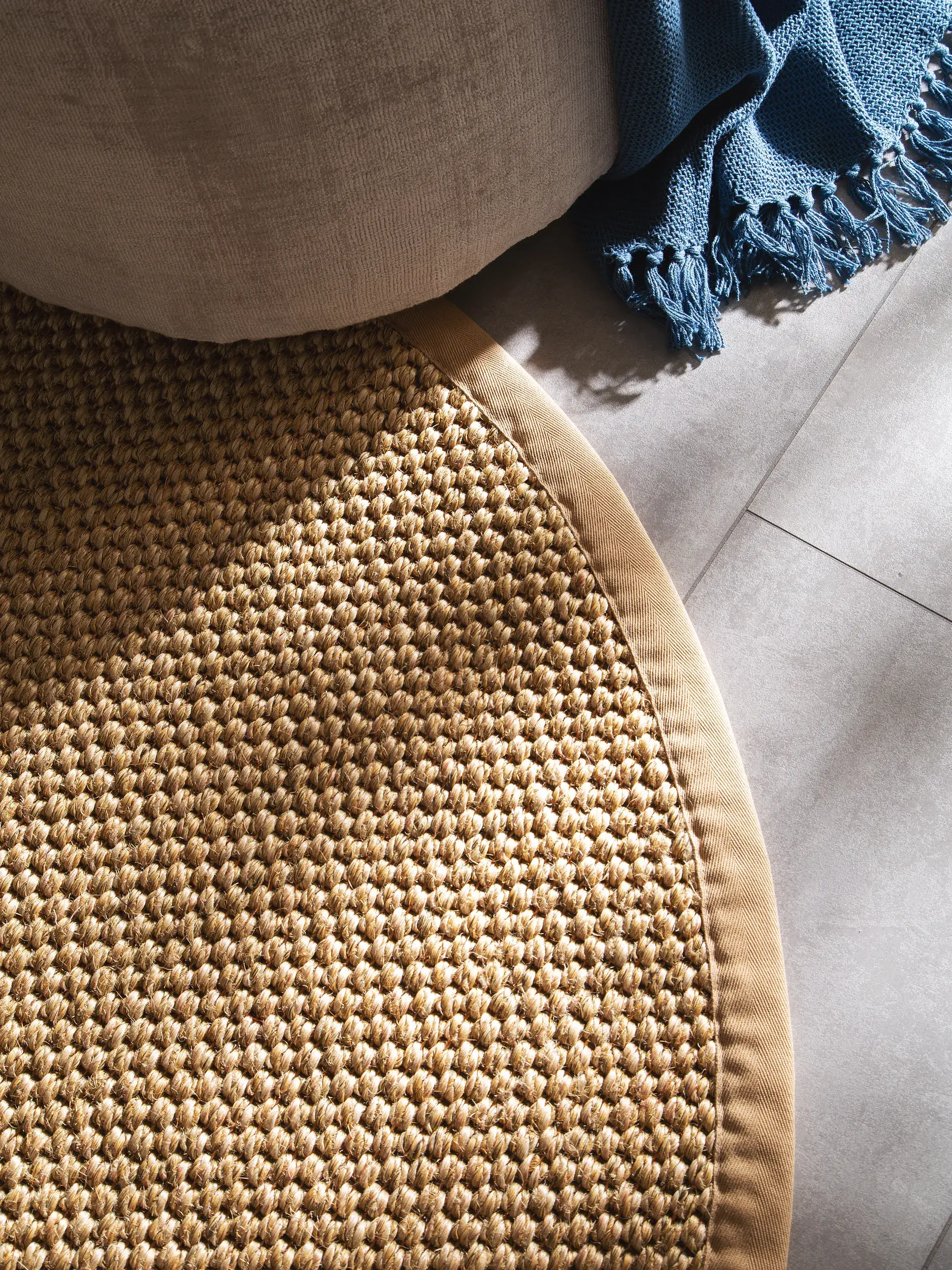 Teppich aus 100% Sisal in Beige mit 100% Sisal hohem Flor von benuta Pure