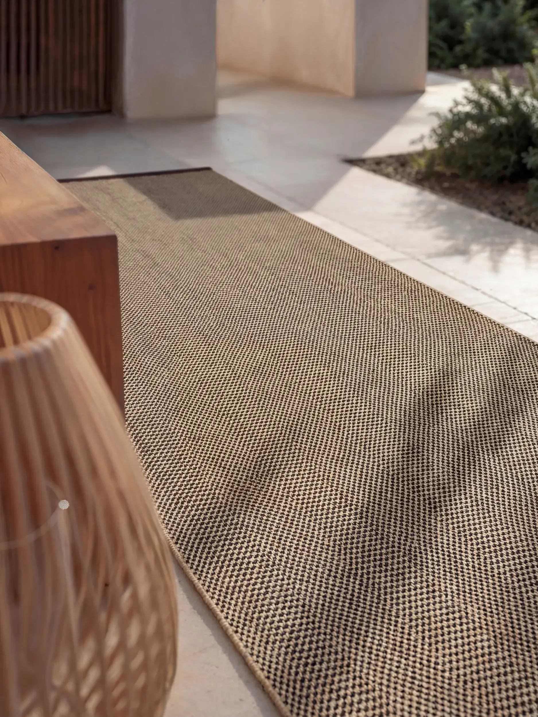 Teppich Arvea aus 100% Polyester (recyceltes PET) in  von benuta Pure