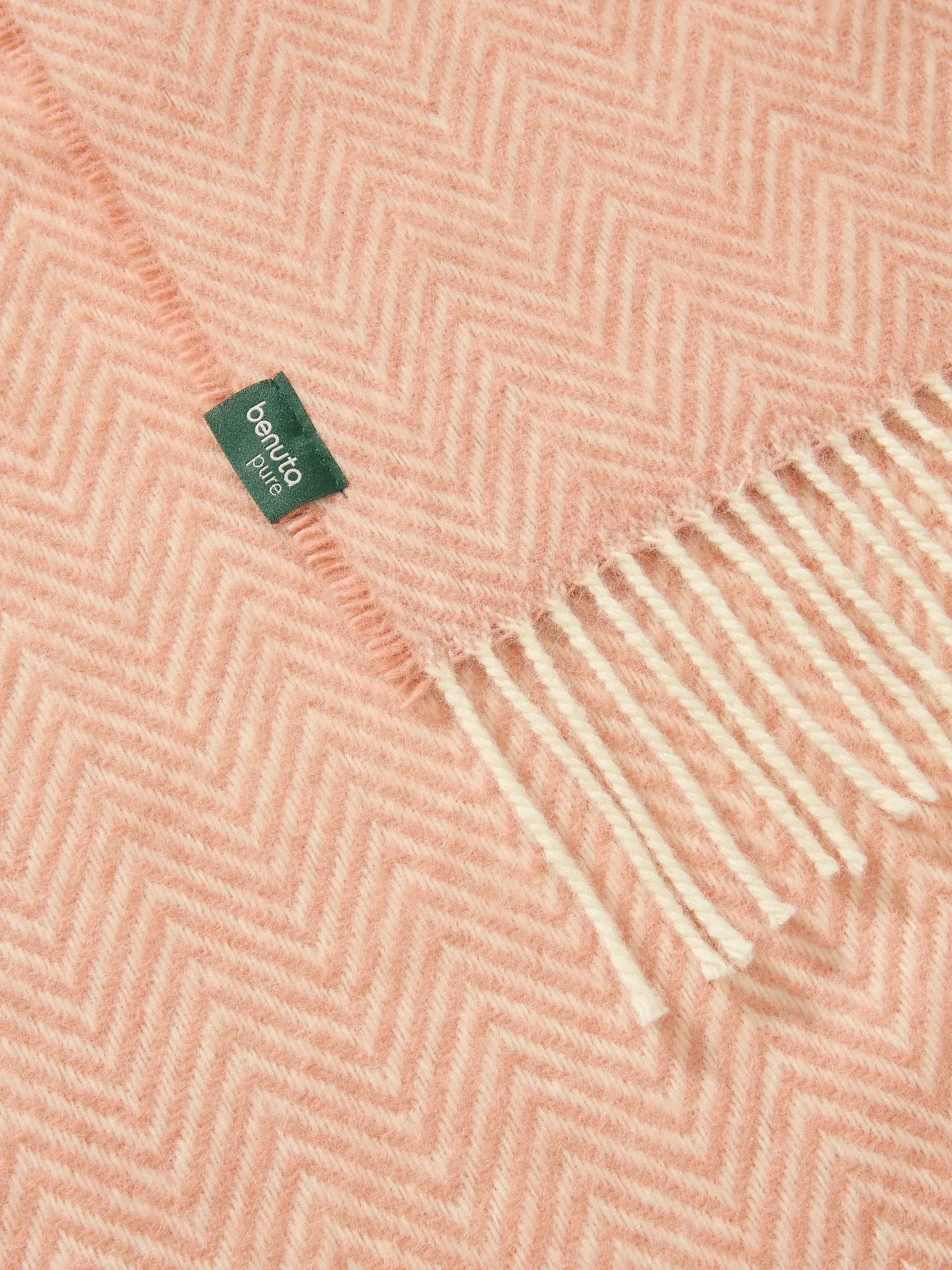 Wolldecke Bianca Rosa von benuta Pure