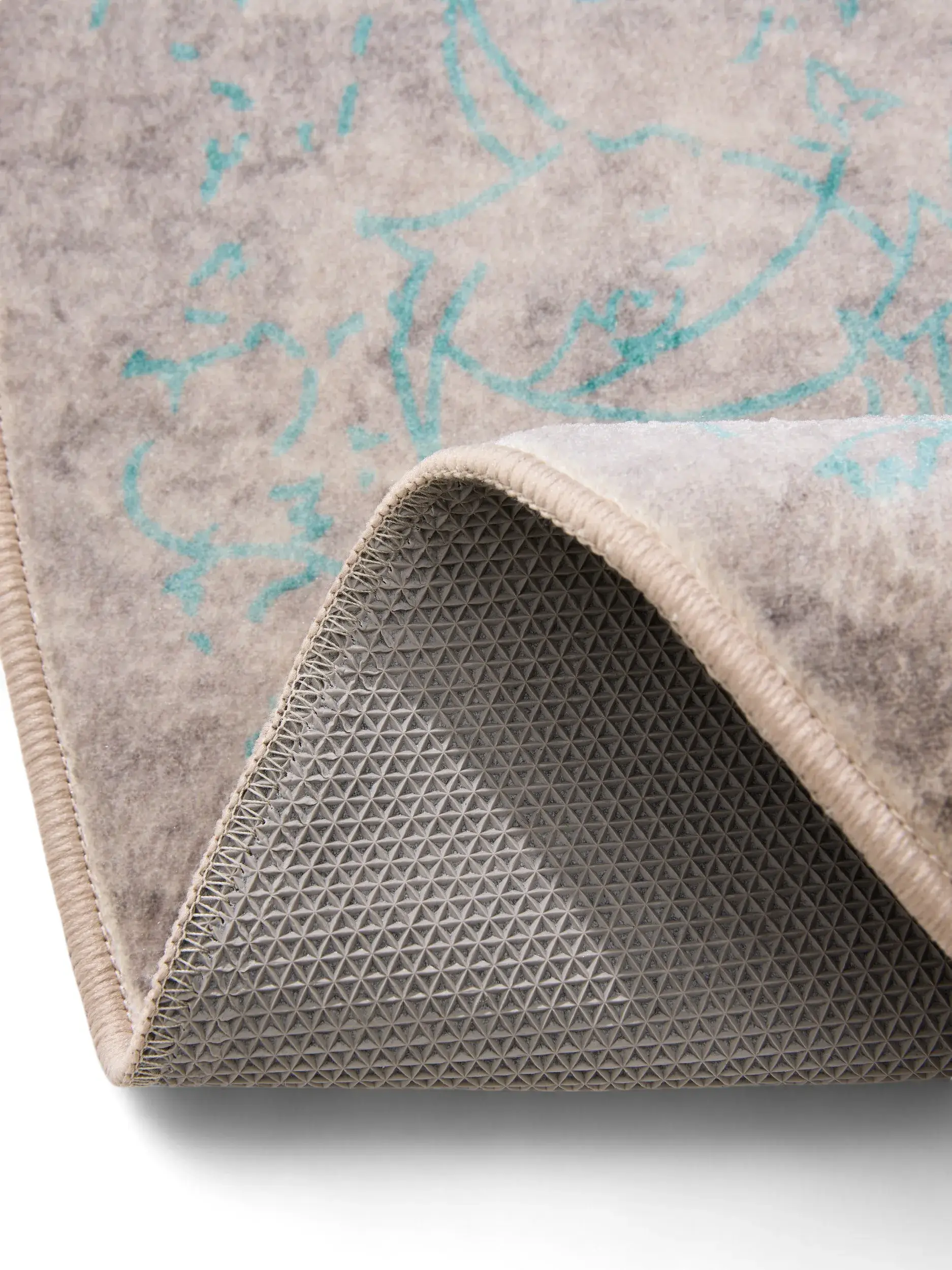 Rug made of 100% Polyester in Grey with a 100% Polyester high pile by benuta Nest