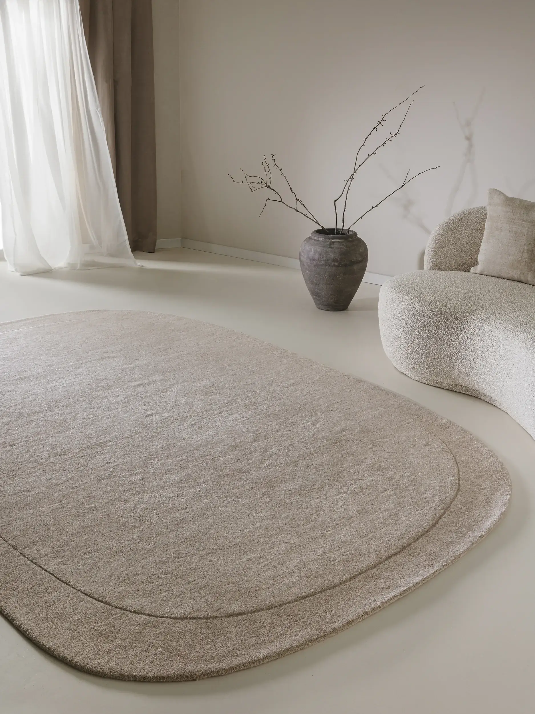 Teppe av 100% Wolle i Beige med 100% Wolle høy lugg fra benuta Pure