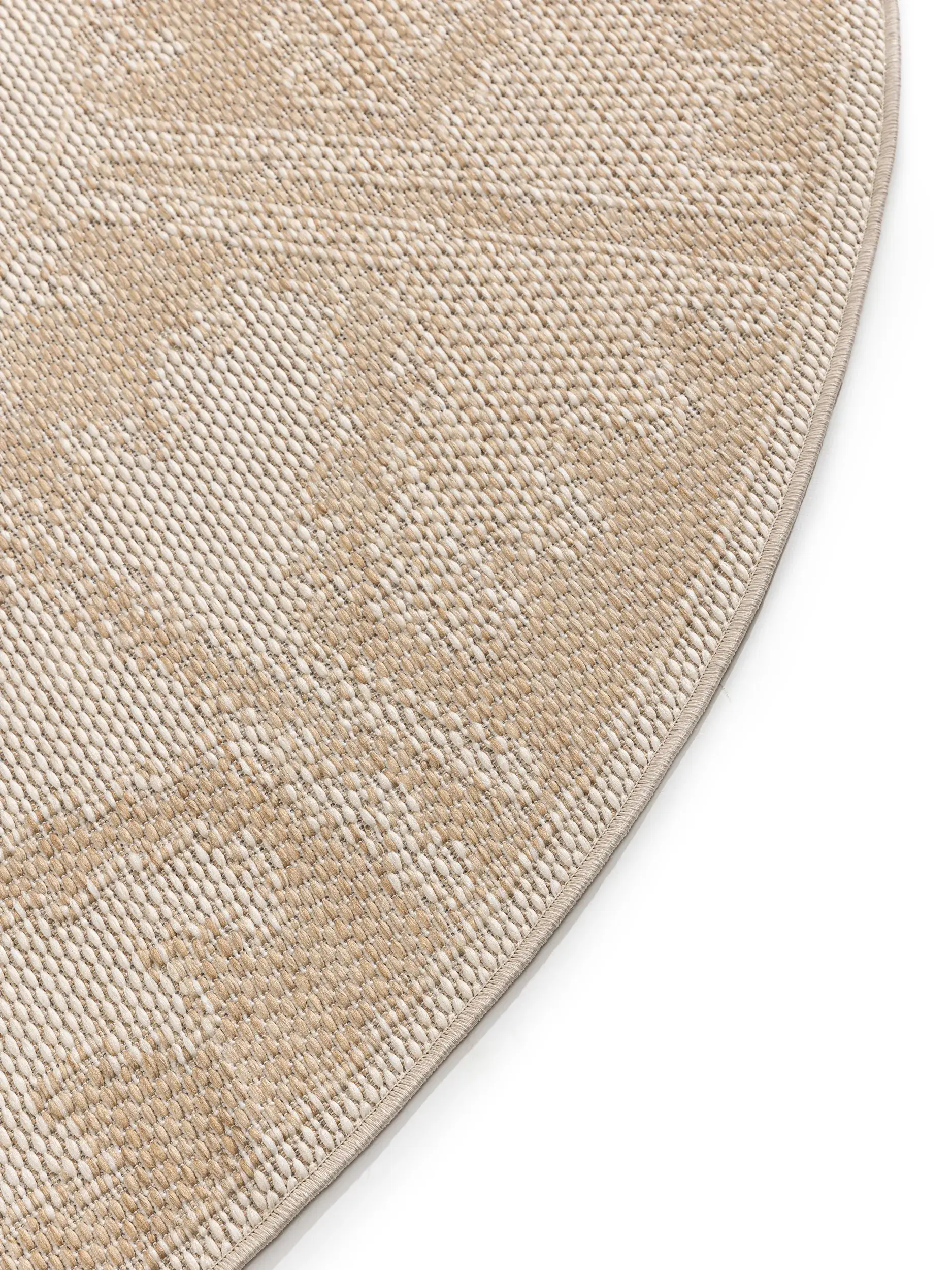 Teppich aus 100% Polypropylen in Weiß mit 100% Polypropylen hohem Flor von benuta Nest