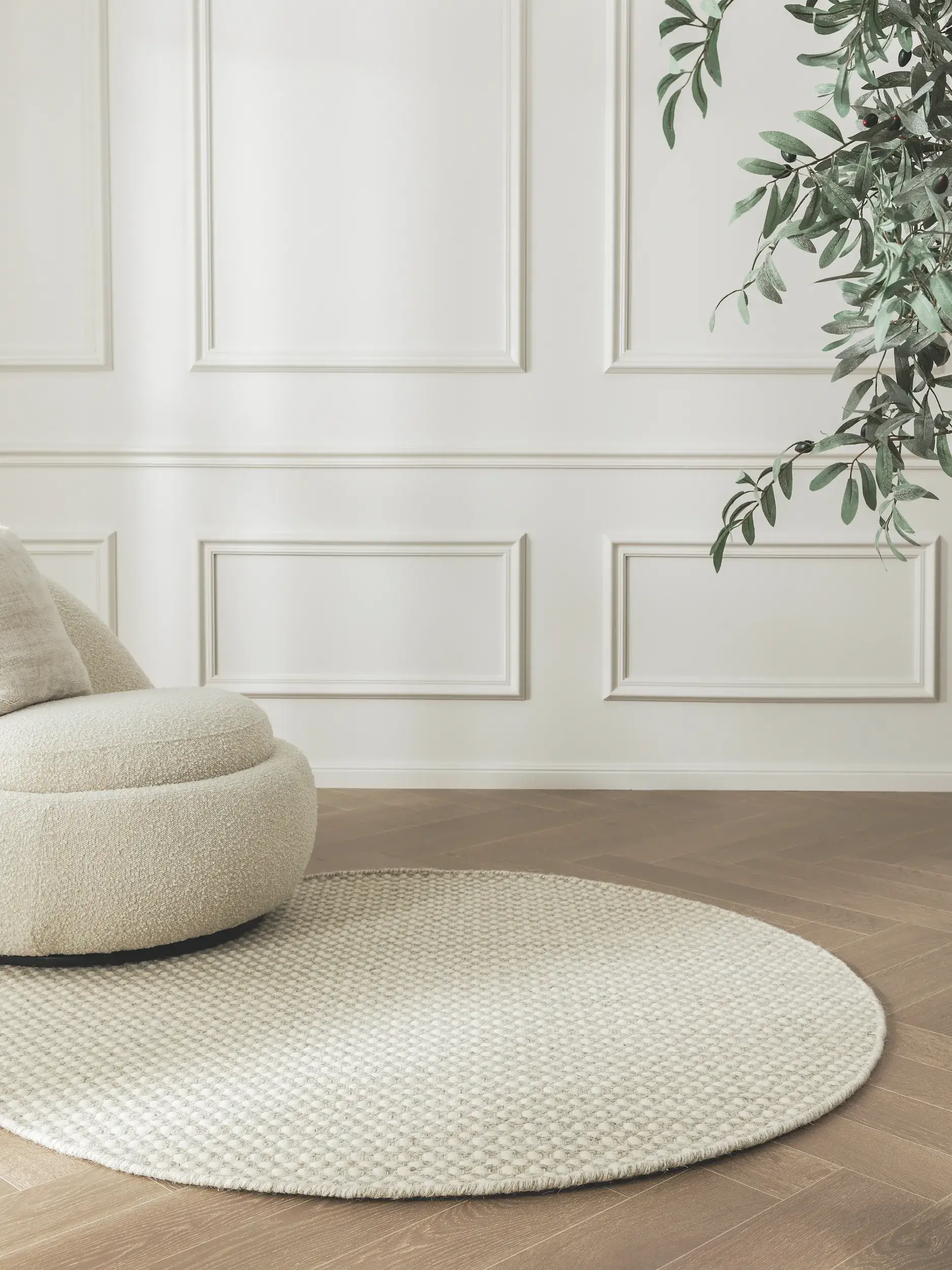 Tapijt van 80% Wol, 20% Katoen in Beige met een 80% Wol, 20% Katoen hoge pool van benuta Finest