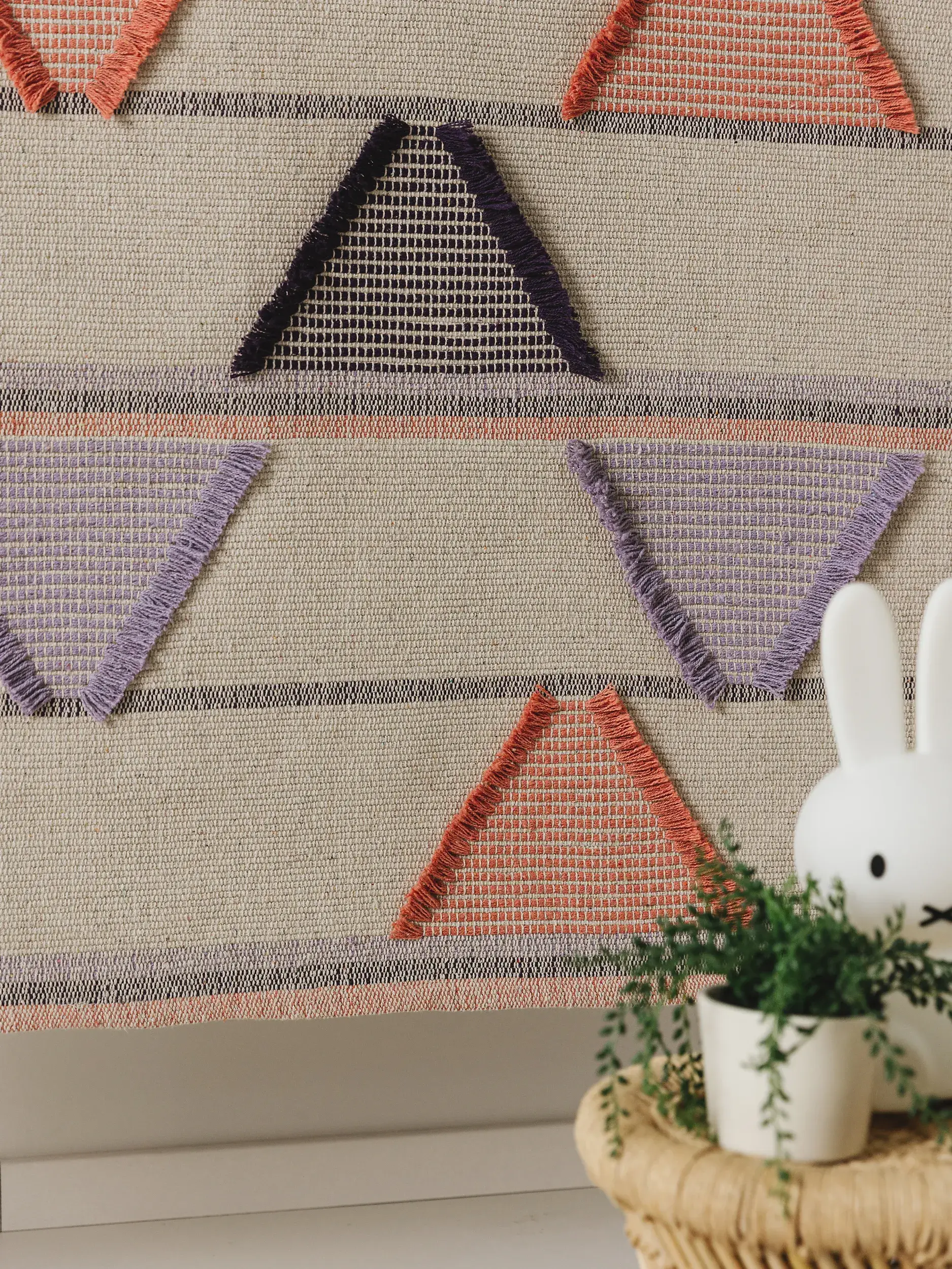 Rug made of 60% Cotton, 40% Polyester in Multicolour with a 60% Cotton, 40% Polyester high pile by Lytte