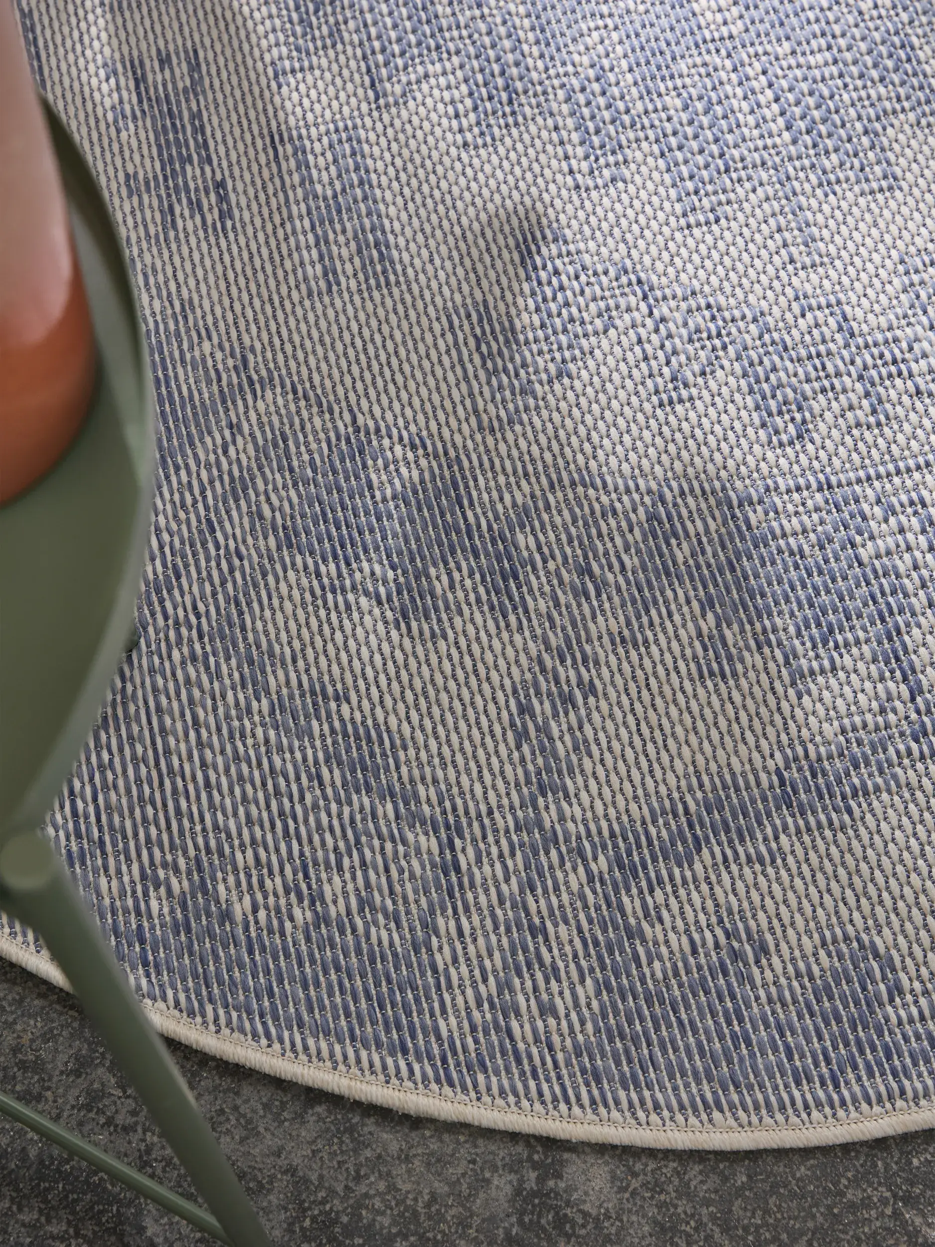 Tapete de 100% Polipropileno em Azul com pelo de 100% Polipropileno de altura da benuta nest