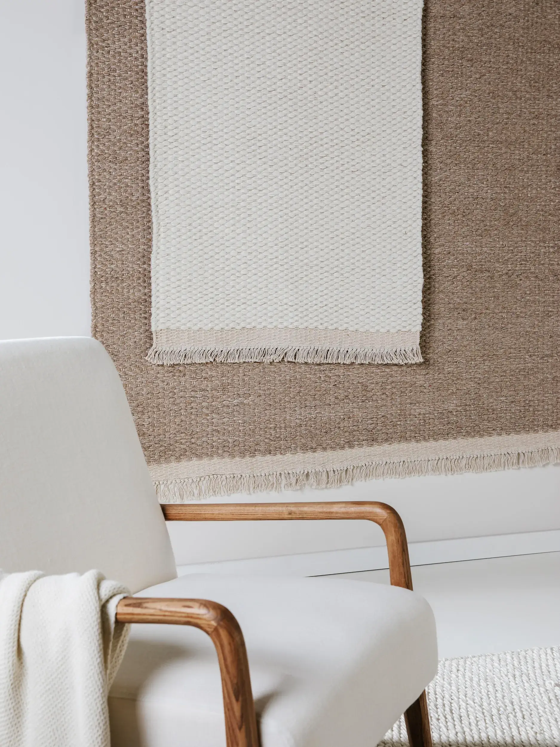 Tapijt van 40% Wol, 30% Katoen, 30% Viscose in Beige met een 40% Wol, 30% Katoen, 30% Viscose hoge pool van benuta pure