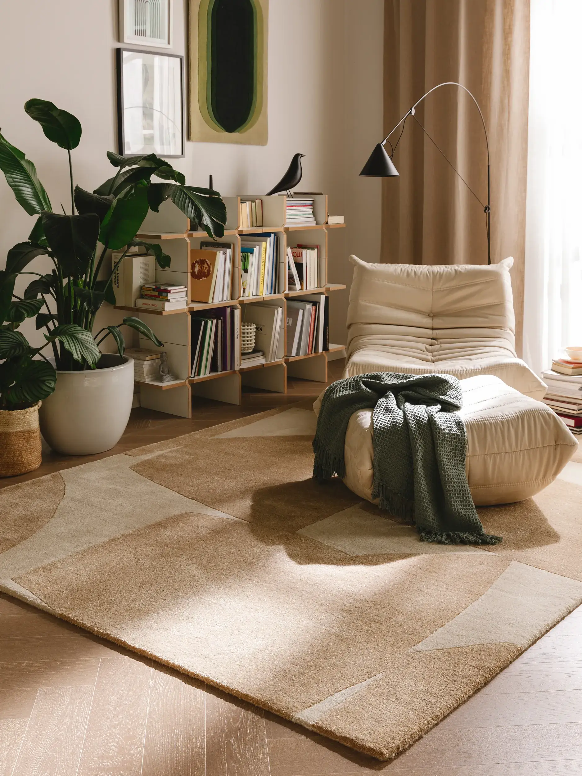 Rug made of 100% Polyester (recyceltes PET) in Beige with a 100% Polyester (recyceltes PET) high pile by benuta Pure