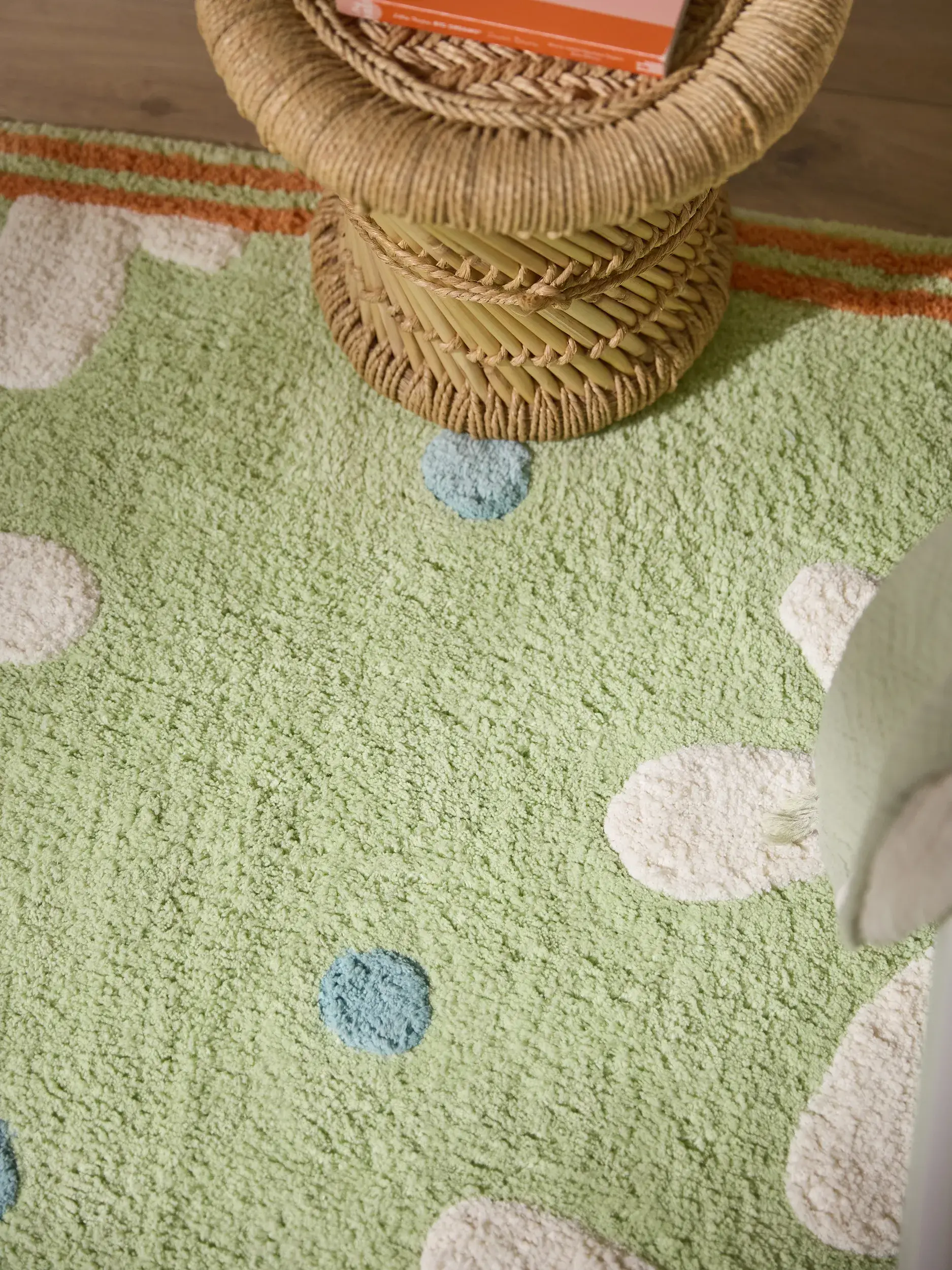 Teppich aus 100% Kierrätetty Puuvilla in Monivärinen mit 100% Kierrätetty Puuvilla hohem Flor von Lytte