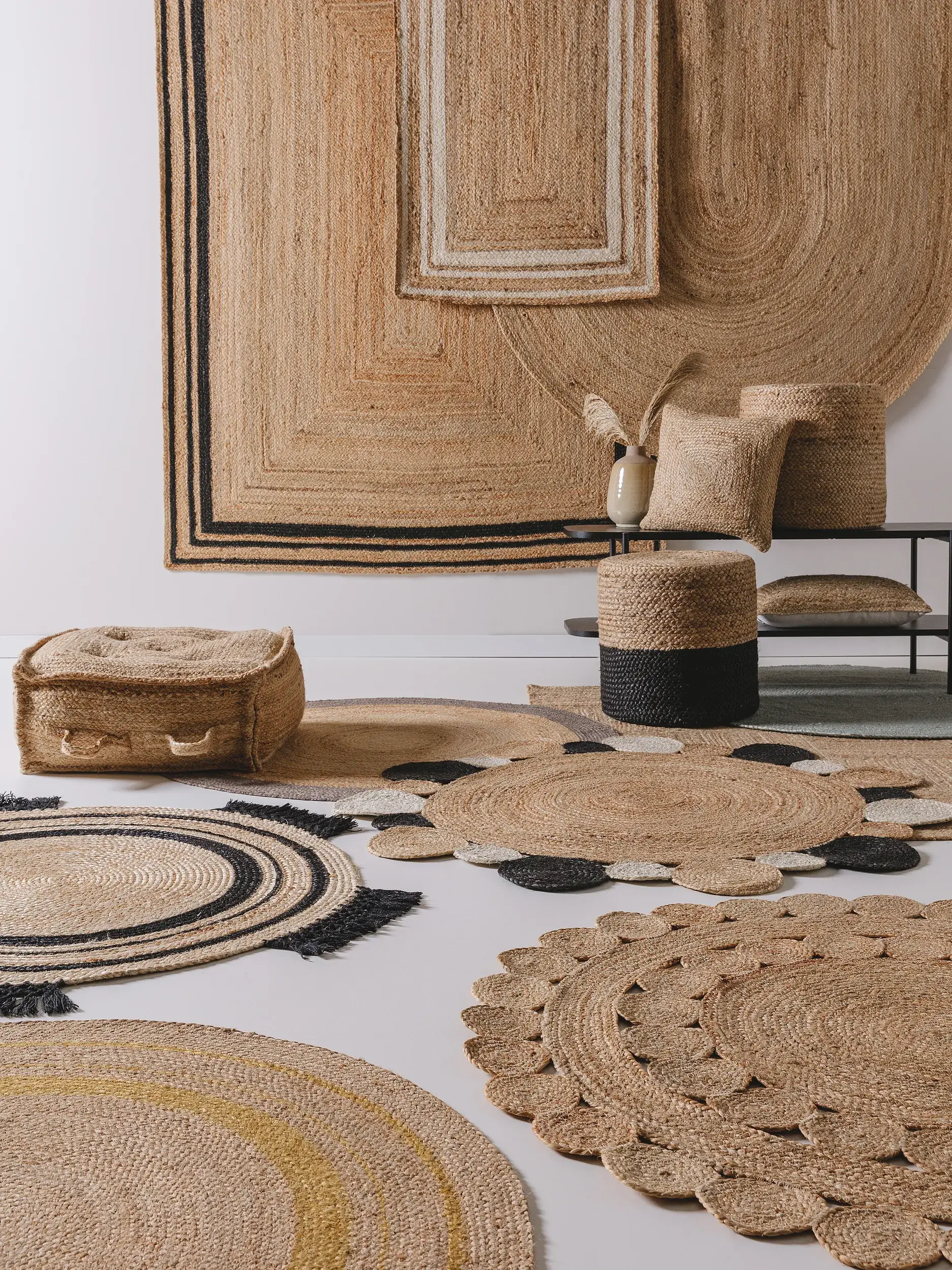 Rug made of 100% Jute in Brown with a 100% Jute high pile by benuta Pure