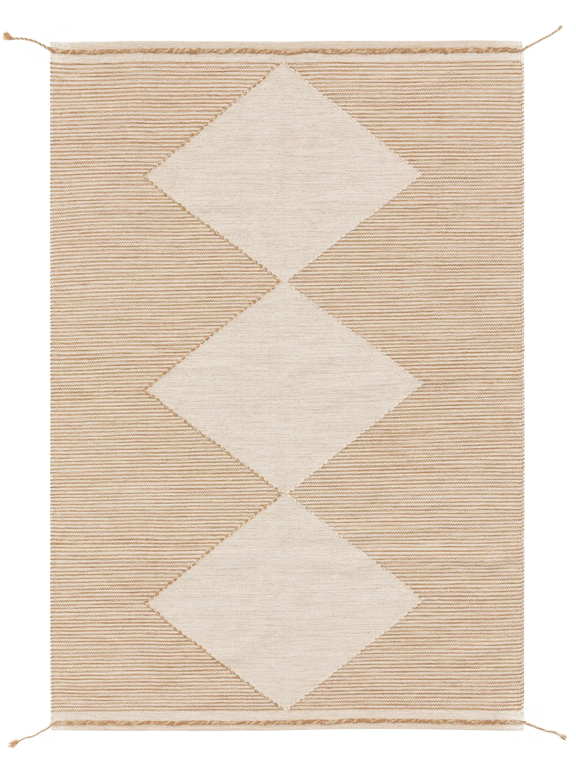 Rug made of 50% Wool, 50% Cotton in Beige with a 50% Wool, 50% Cotton high pile by benuta Pure
