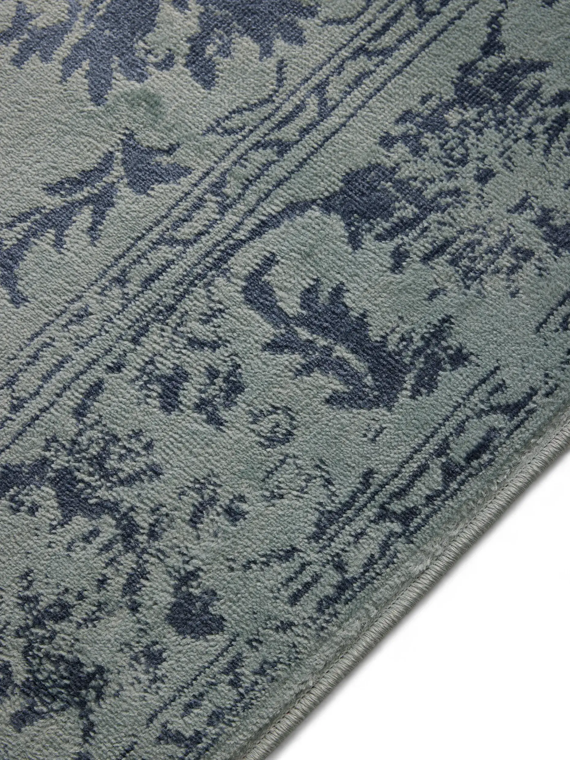 Rug made of 100% Polypropylen in Turquoise with a 100% Polypropylen high pile by benuta Basic