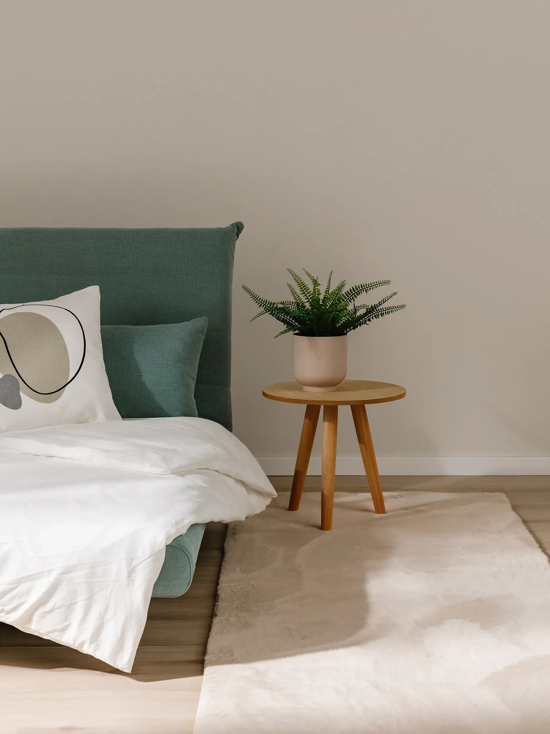 Rug made of 100% Polyester in Beige with a 100% Polyester high pile by benuta Basic