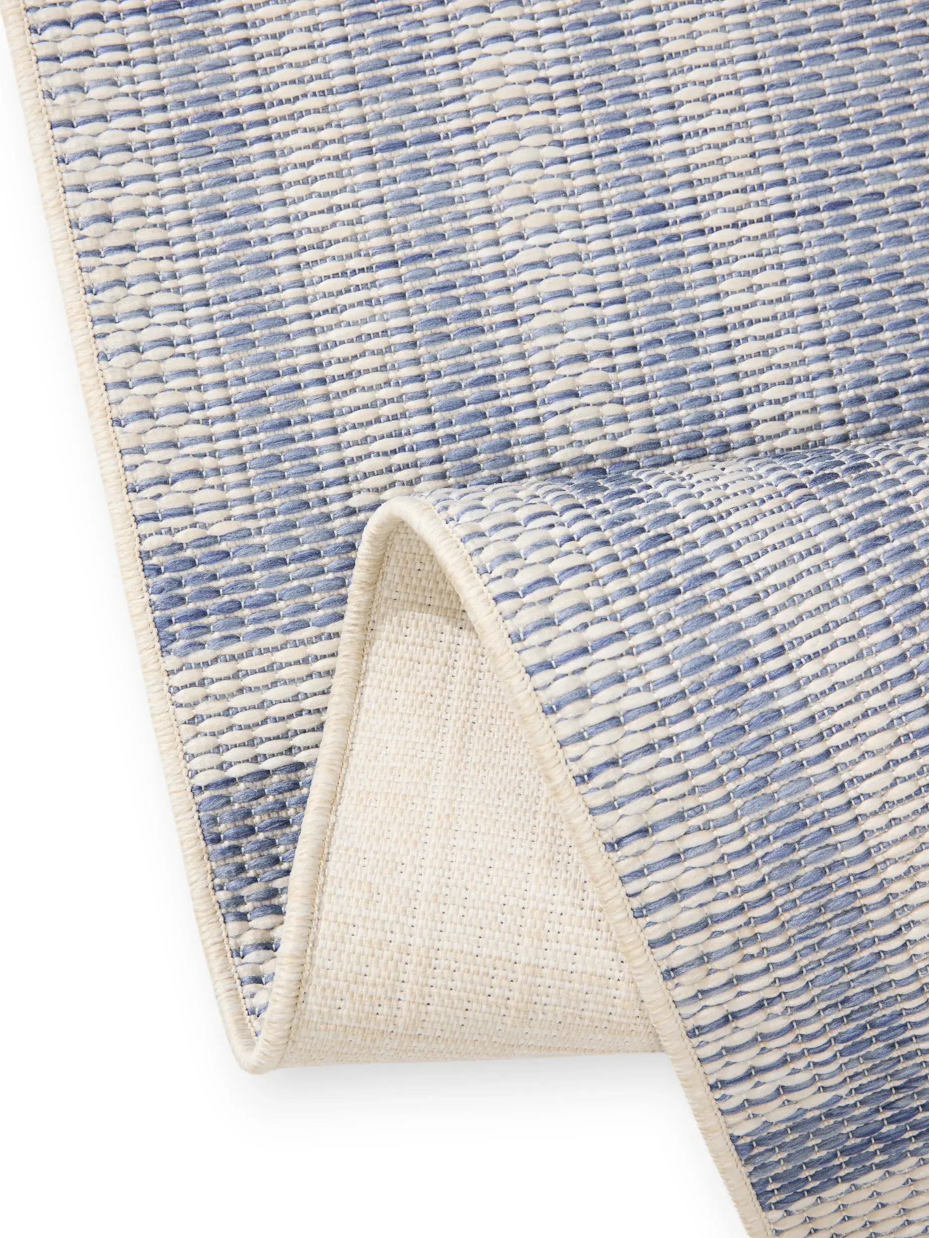 Rug made of 100% Polypropylen in Blue with a 100% Polypropylen high pile by benuta Nest