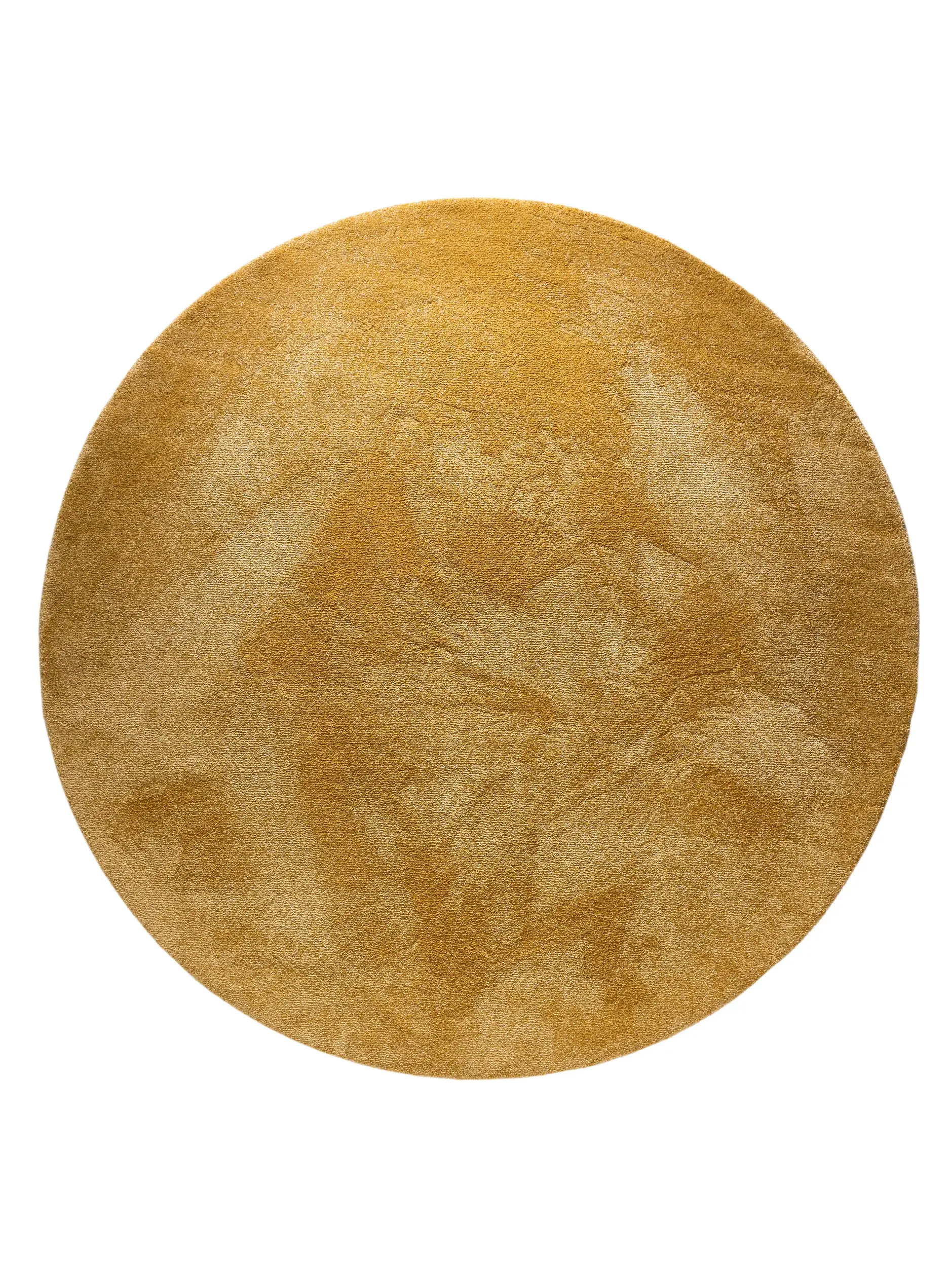 Matto 100% Polypropylena värissä Gelb 100% Polypropylen korkealla nukalla merkiltä benuta Nest