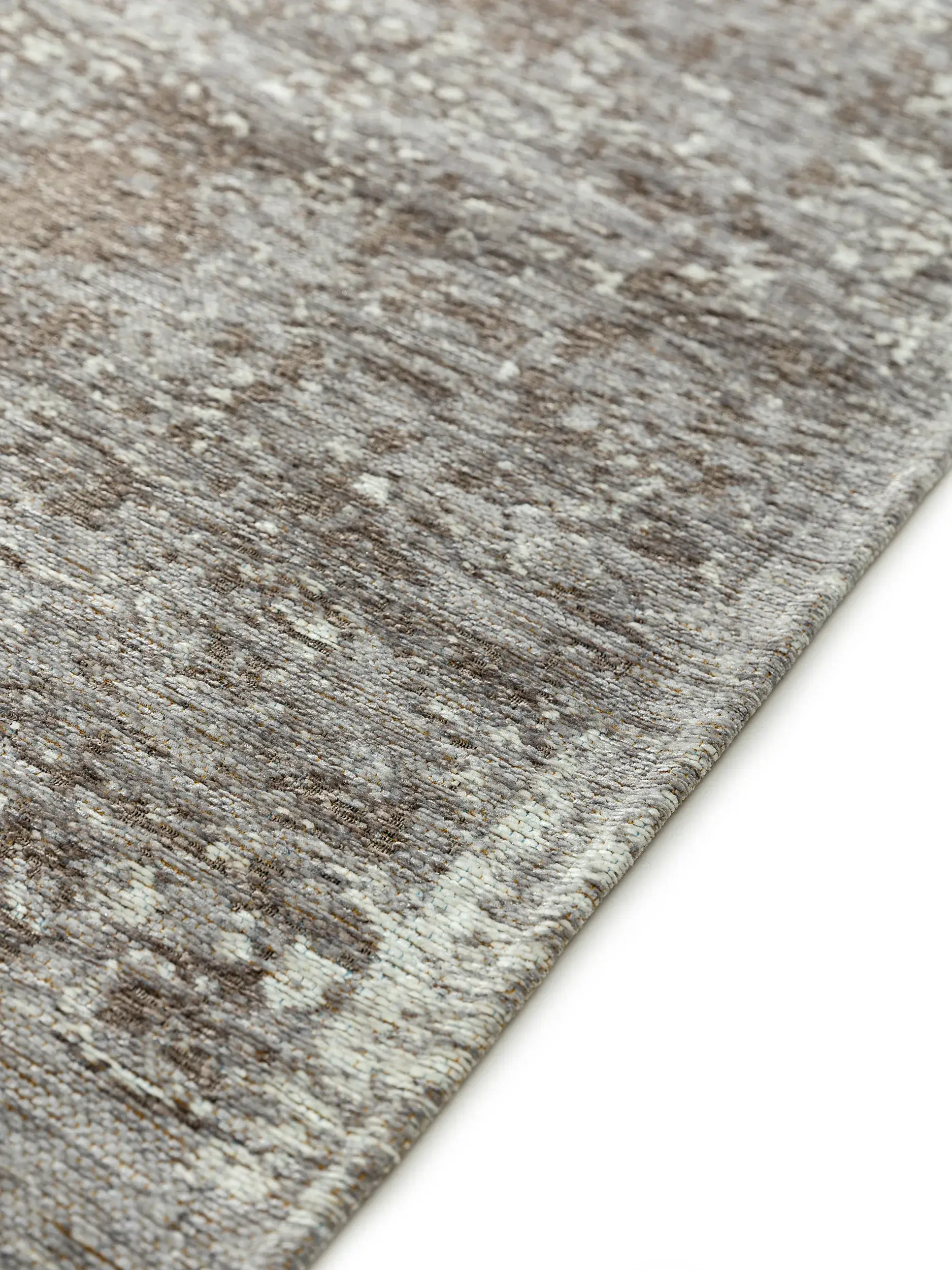 Matto 55% Polyacryl, 27% Polyester, 17% Baumwolle, 1% Latexa värissä Grau 55% Polyacryl, 27% Polyester, 17% Baumwolle, 1% Latex korkealla nukalla merkiltä benuta Nest