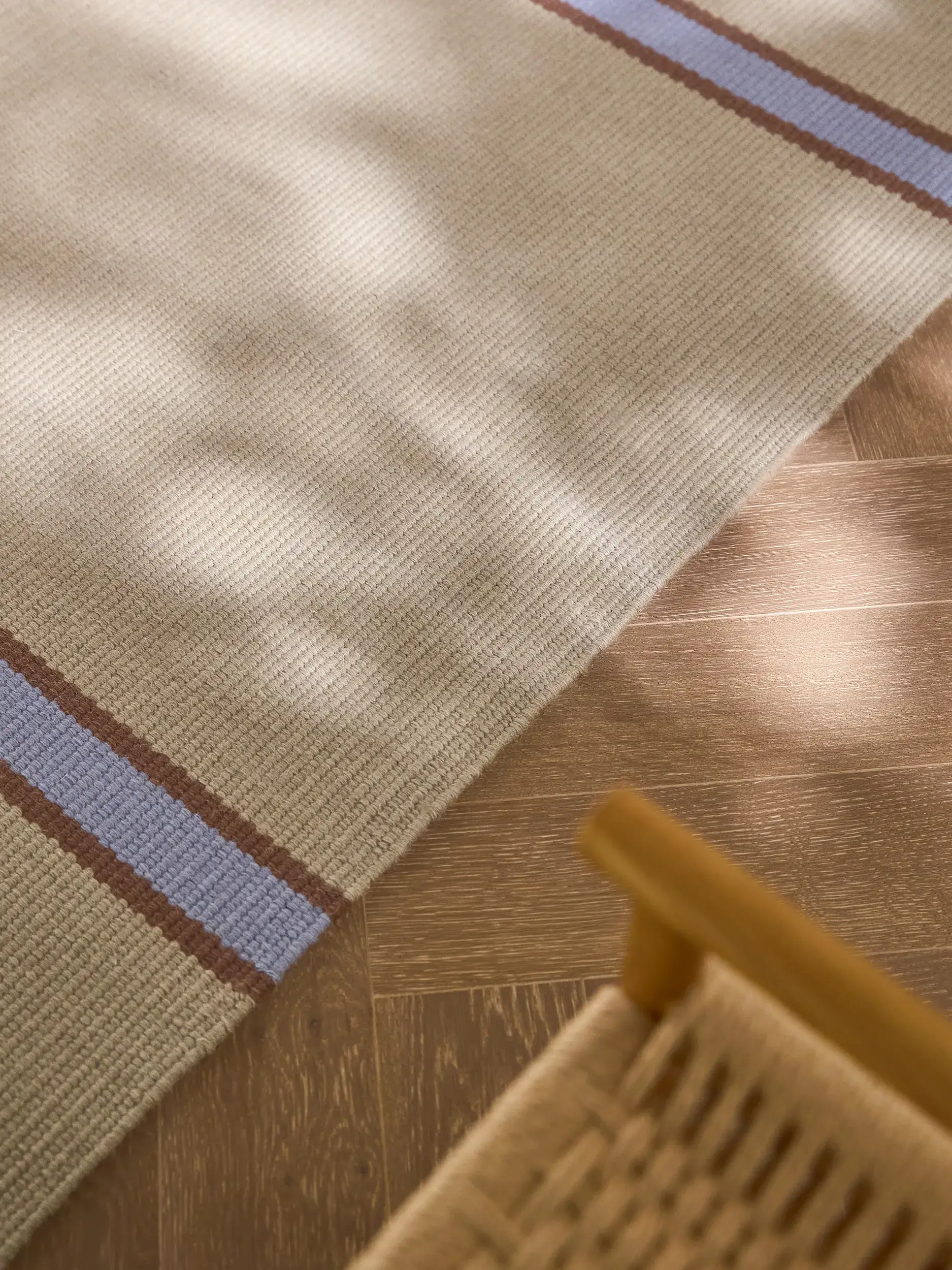 Teppich aus 100% Wolle in Beige mit 100% Wolle hohem Flor von benuta Pure