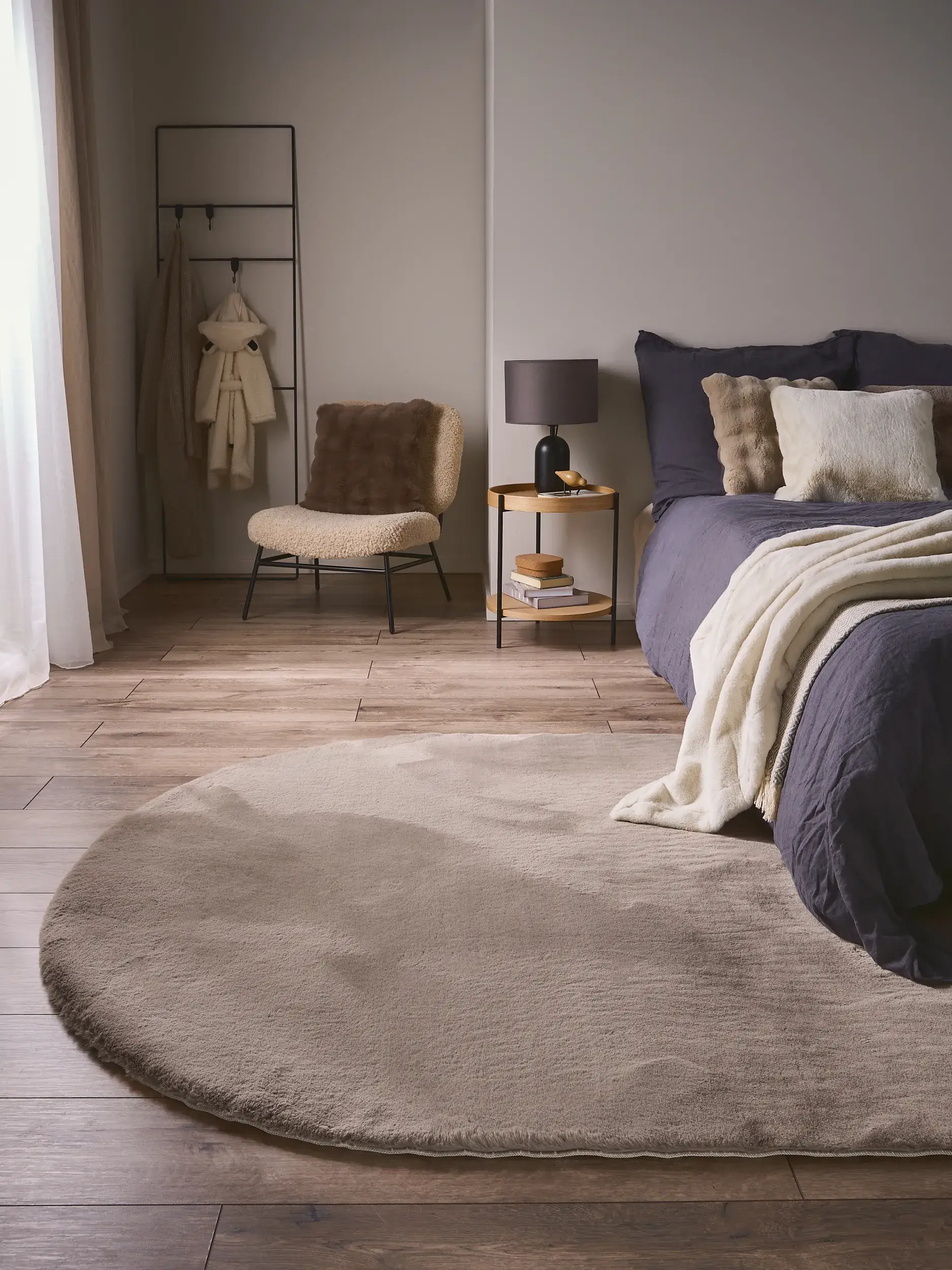 Teppich Dave aus 100% Polyester in Taupe von benuta Nest