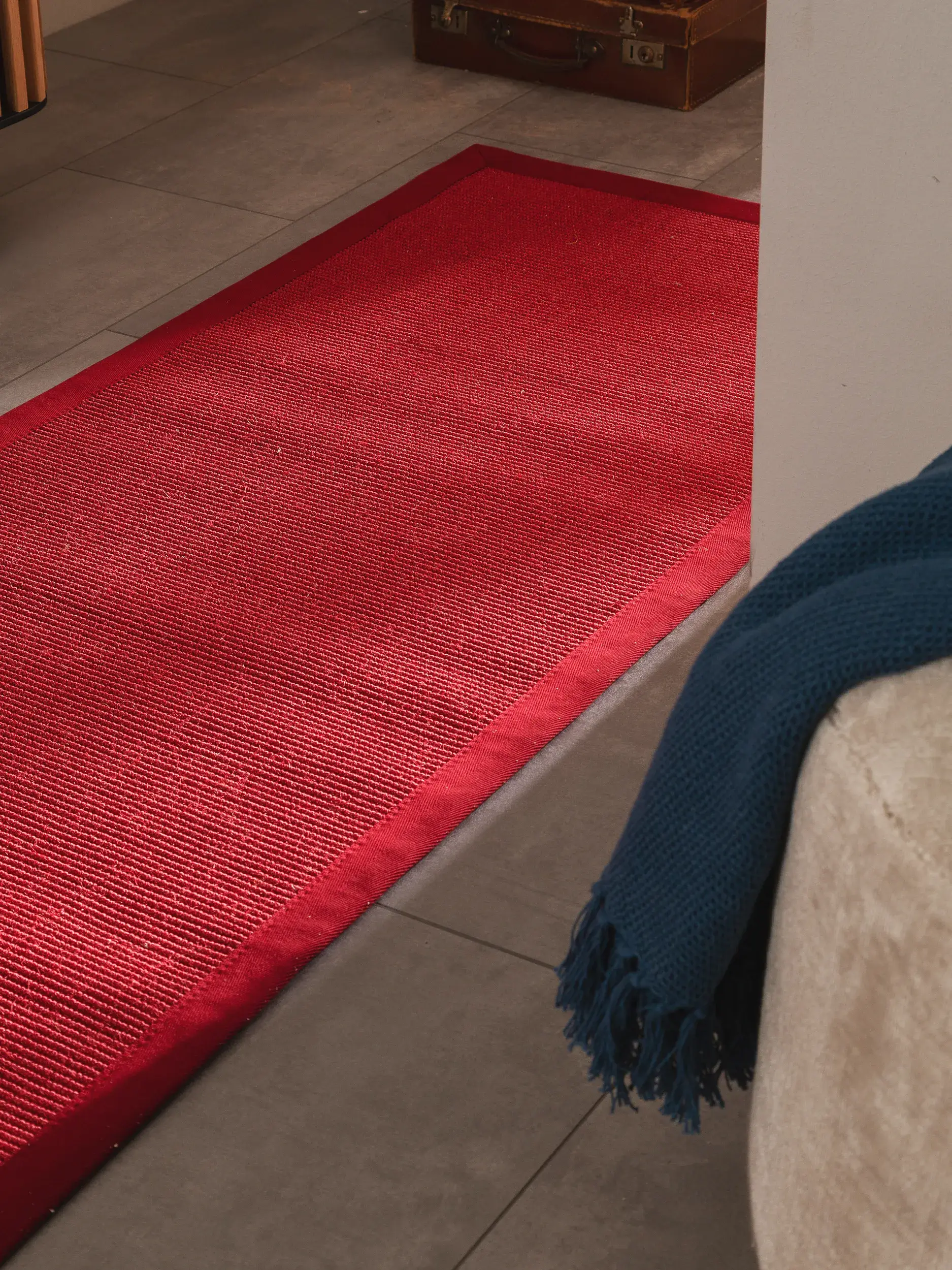 Teppich aus 100% Sisal in Rot mit 100% Sisal hohem Flor von benuta Nest