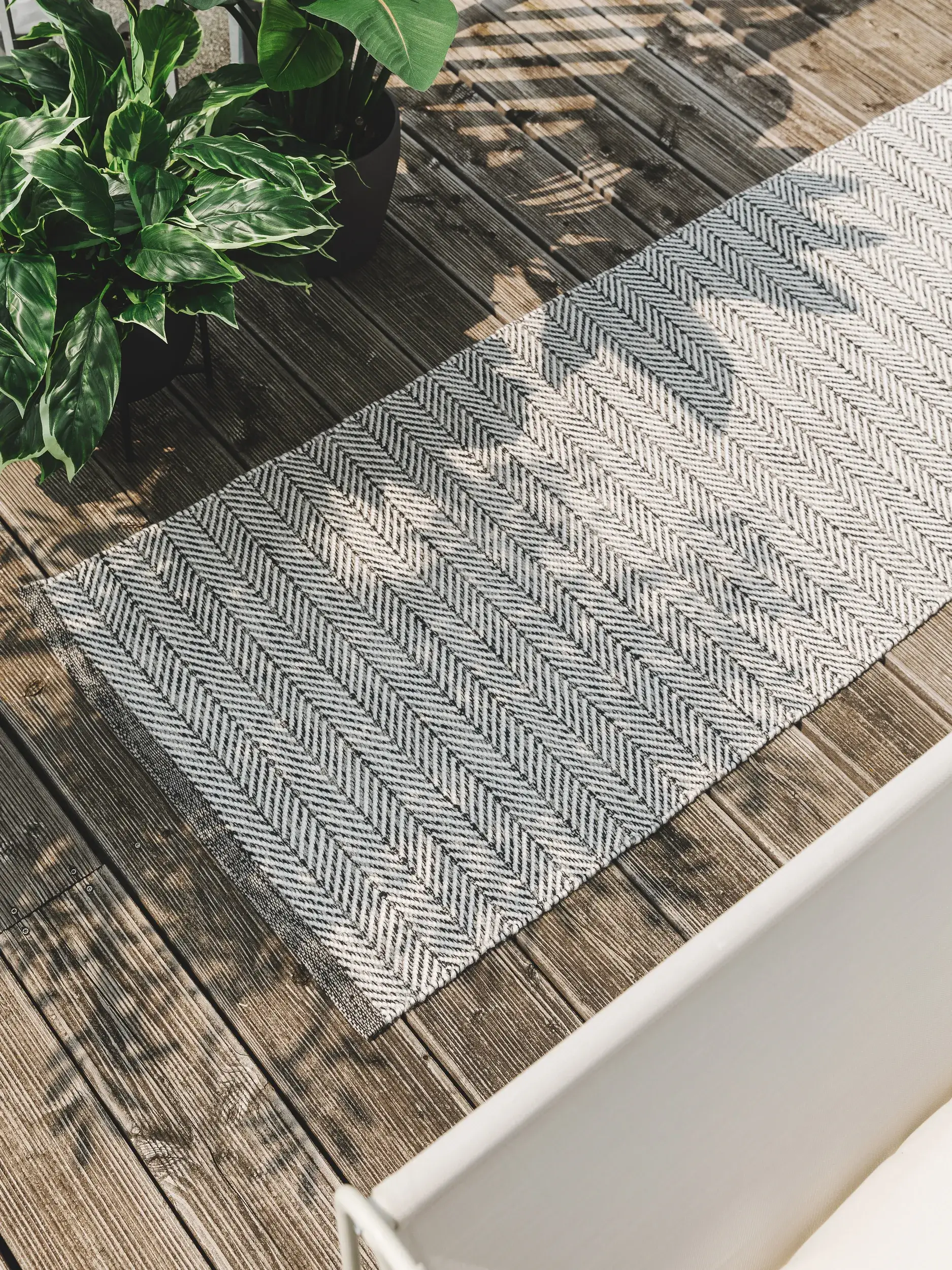Tappeto di 100% Poliestere (PET riciclato) in Grigio con pelo alto 100% Poliestere (PET riciclato) da benuta pure
