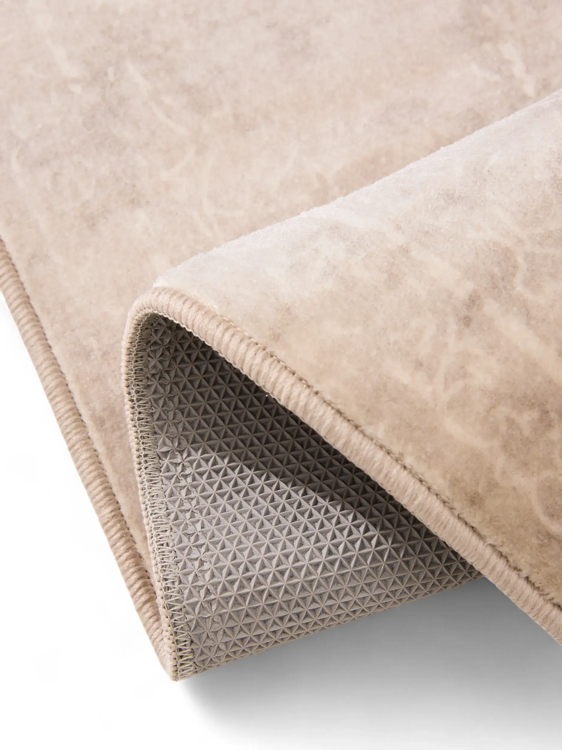 Teppe av 100% Polyester i Beige med 100% Polyester høy lugg fra benuta Nest