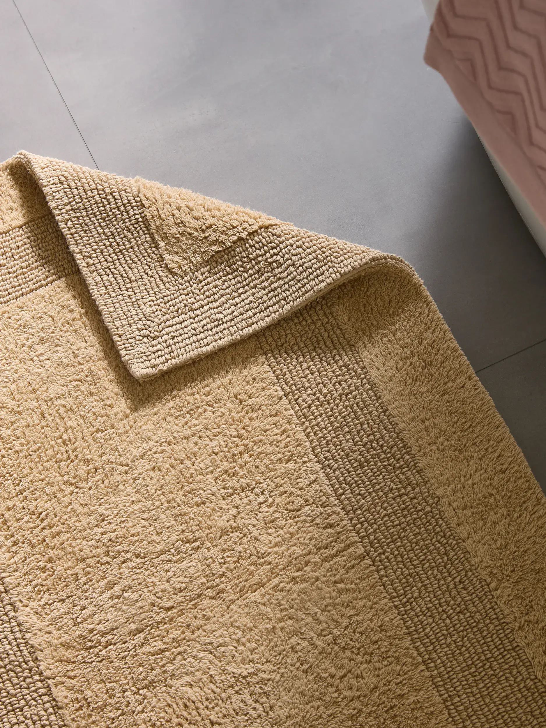 Tappeto da bagno Lessa Marroncino di benuta nest