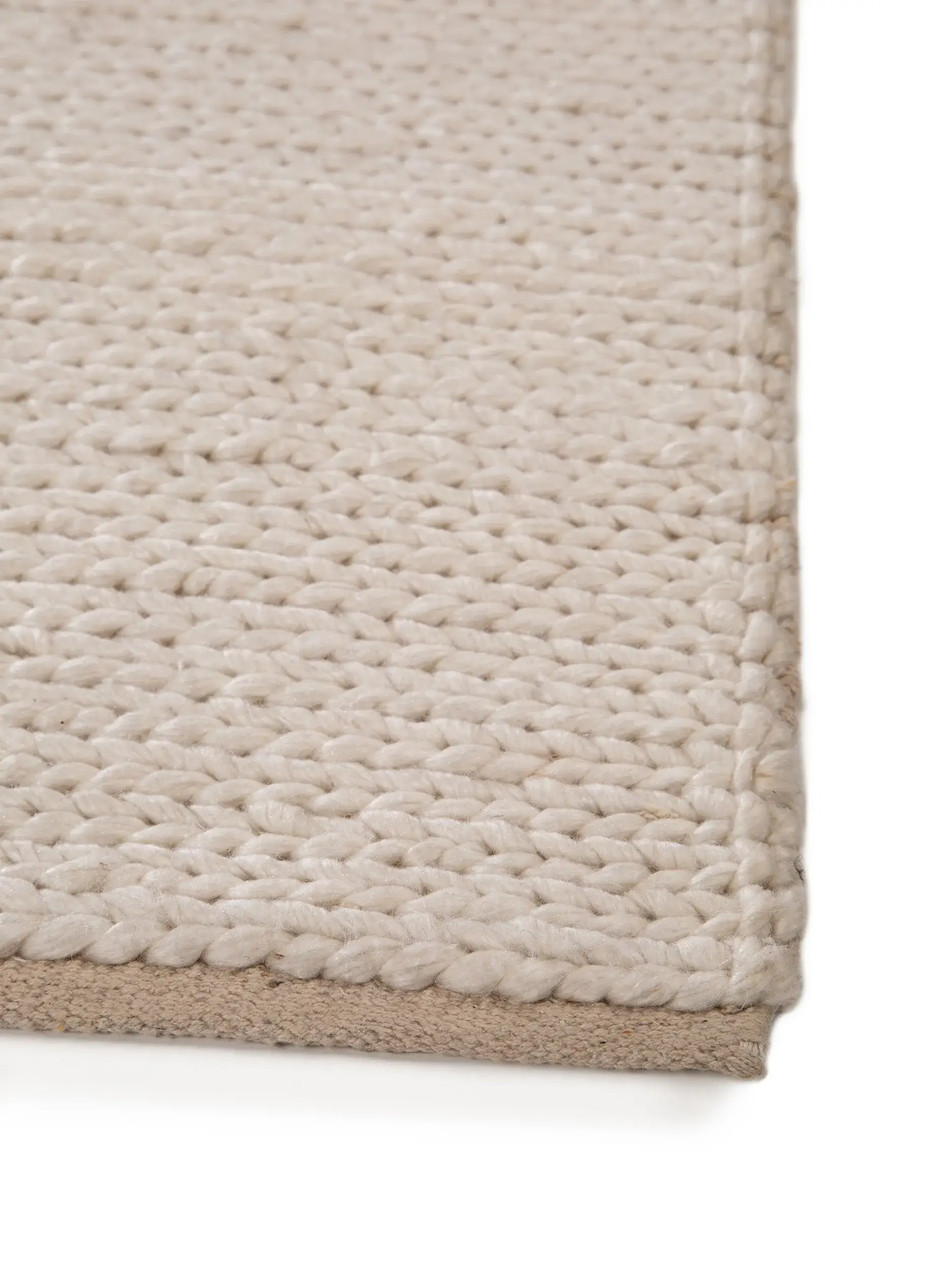 Teppich aus 60% Wolle, 40% Polyester in Beige mit 60% Wolle, 40% Polyester hohem Flor von benuta Pure