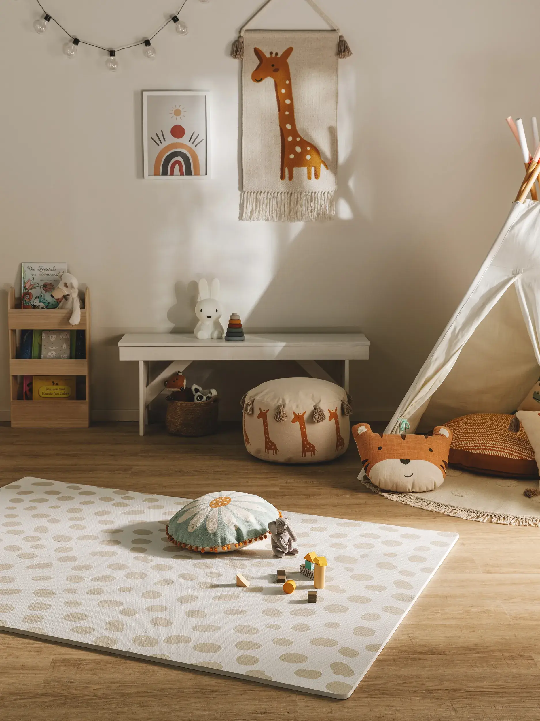 Spielmatte Savannah Beige im Design Tiermotive aus  von Lytte