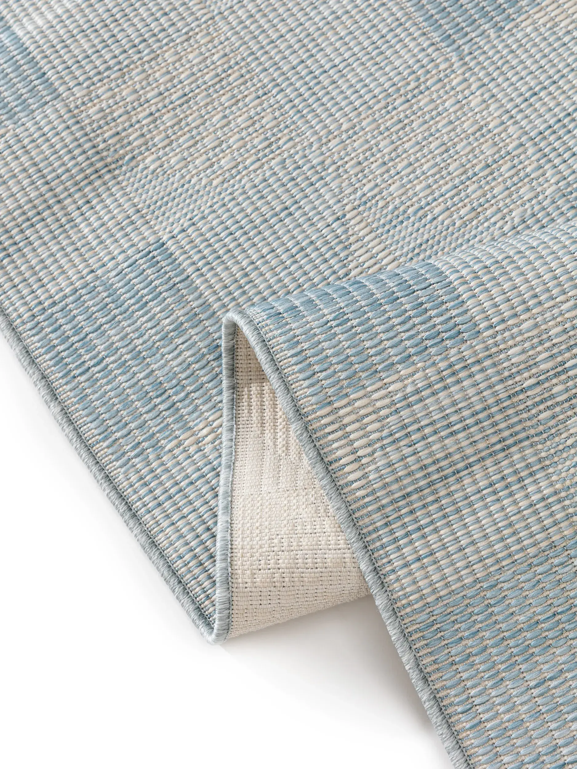 Rug made of 100% Polypropylen in Blue with a 100% Polypropylen high pile by benuta Nest