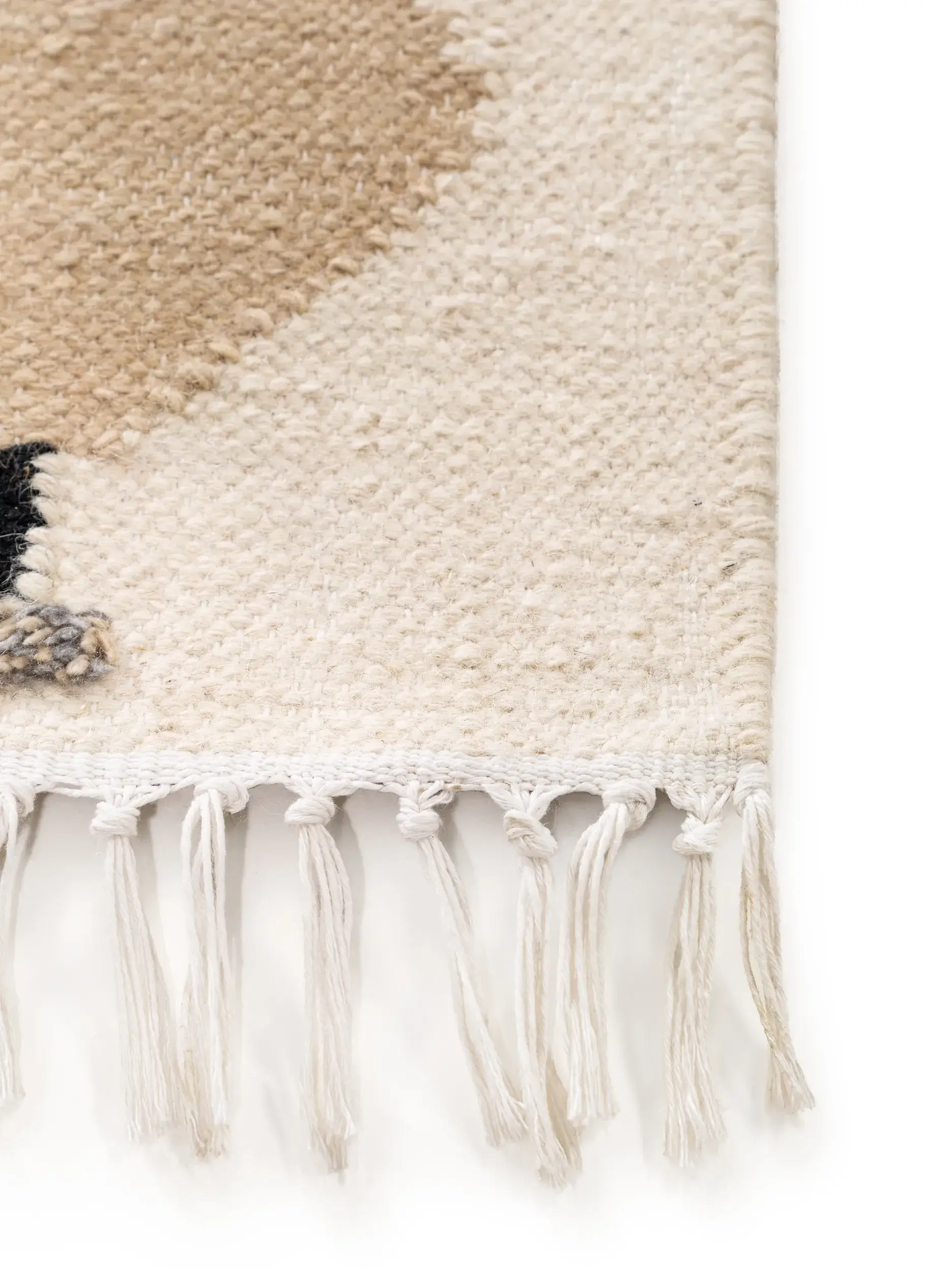 Teppich aus 80% Wolle, 20% Polyester in Beige mit 80% Wolle, 20% Polyester hohem Flor von Lytte