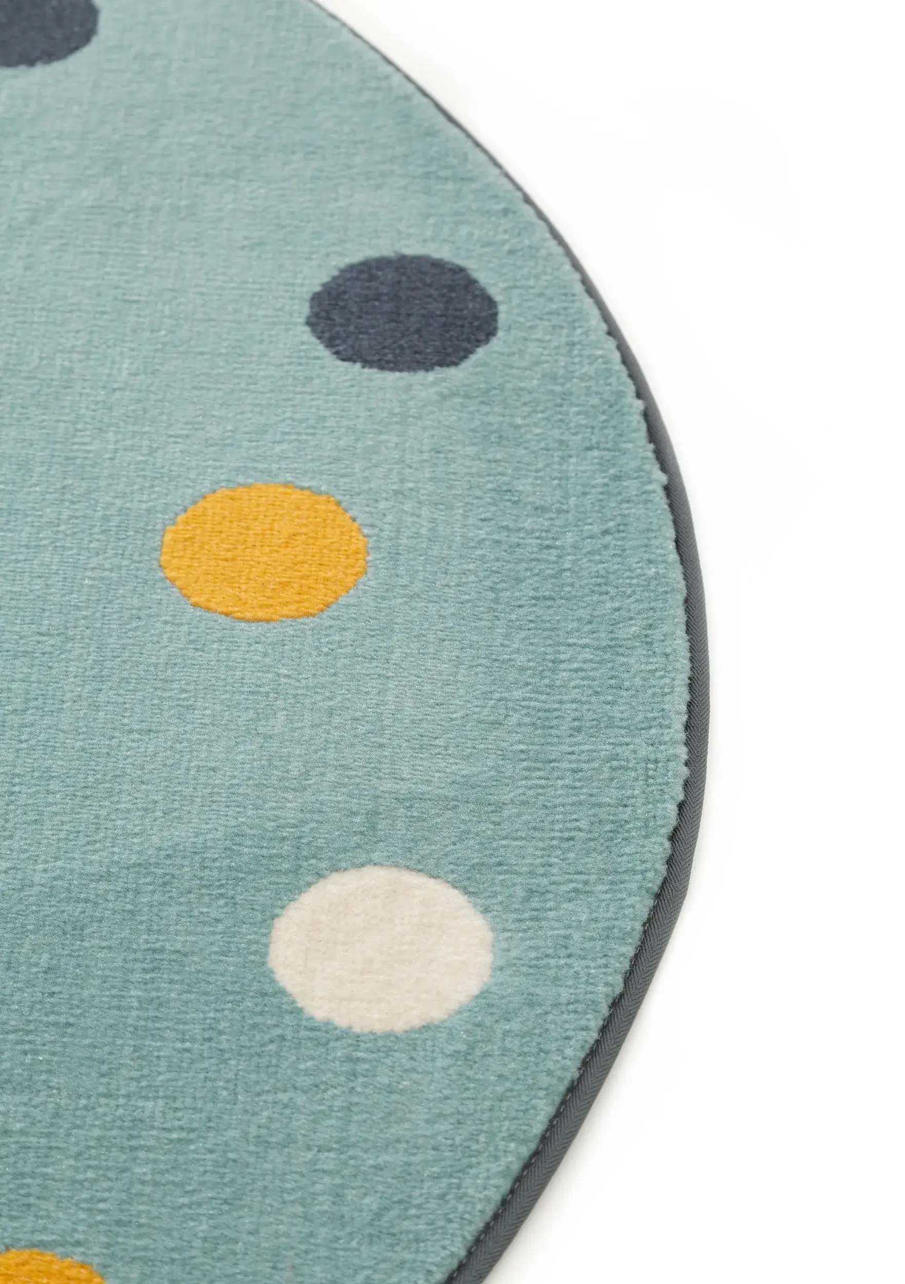 Alfombra de 100% Polipropileno en Multicolor con un pelo de {{Placeholder_Pile Height}} de altura de Lytte