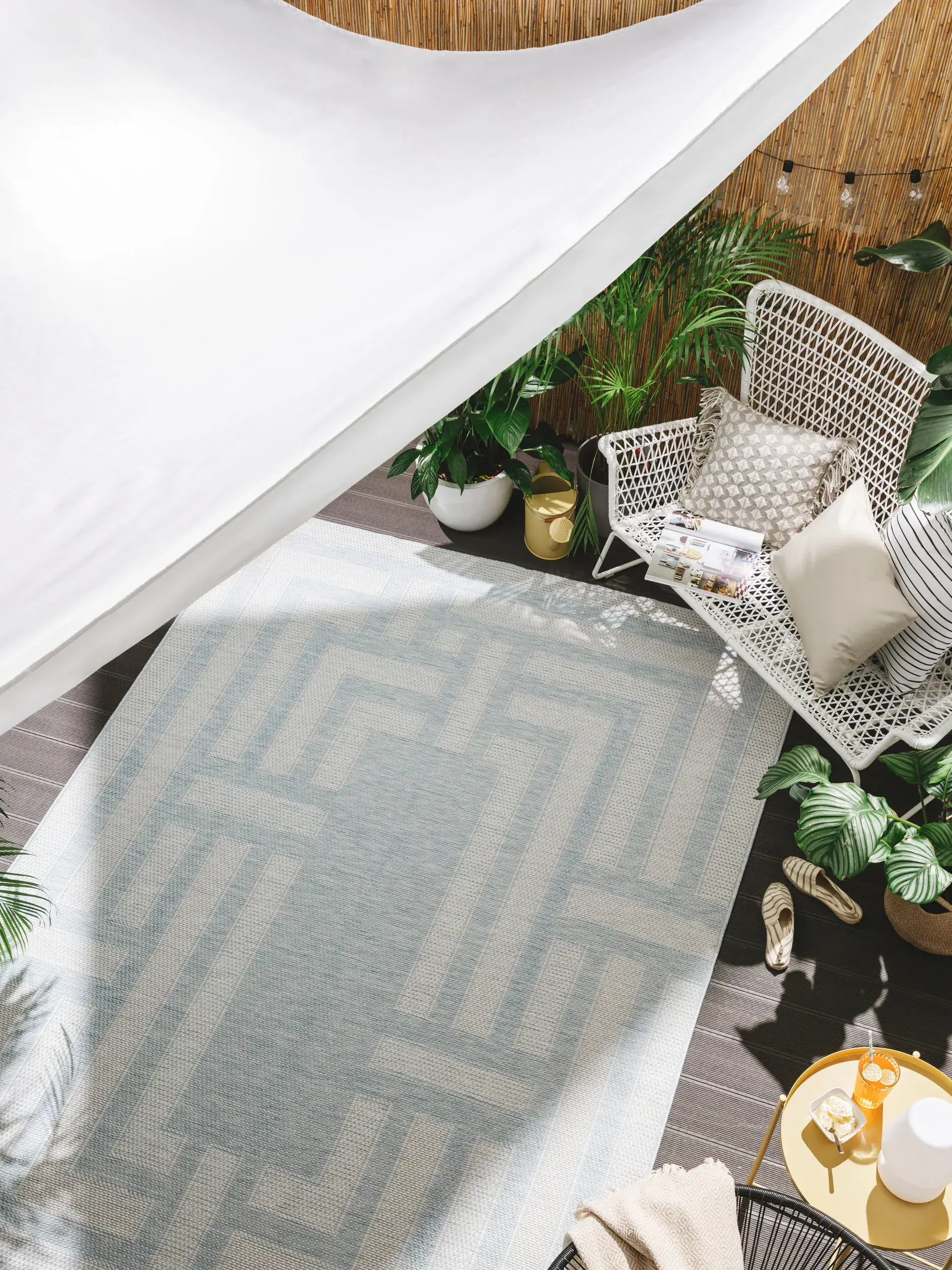 Rug made of 100% Polypropylen in Blue with a 100% Polypropylen high pile by benuta Nest
