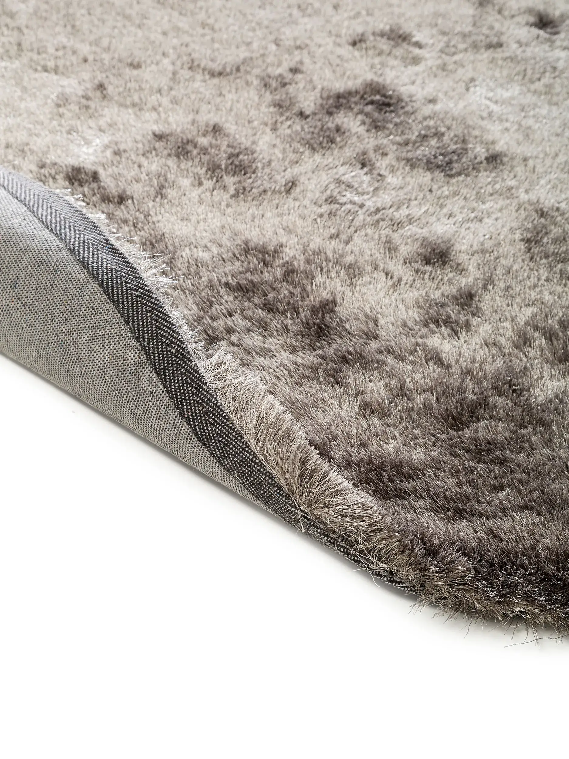 Teppich aus 100% Polyester in Grau mit 100% Polyester hohem Flor von benuta Nest