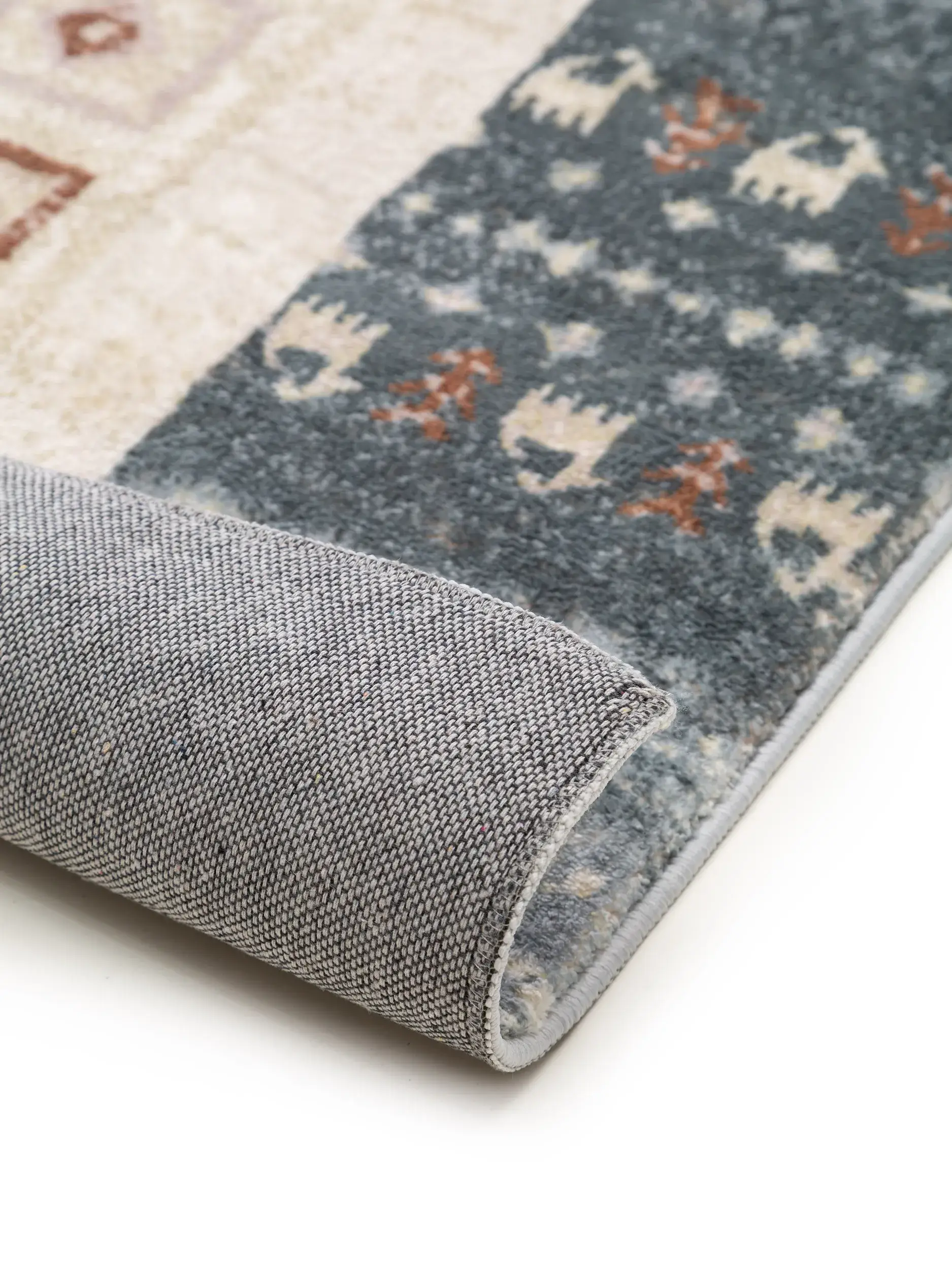 Rug made of 100% Polyester in Grey with a 100% Polyester high pile by benuta